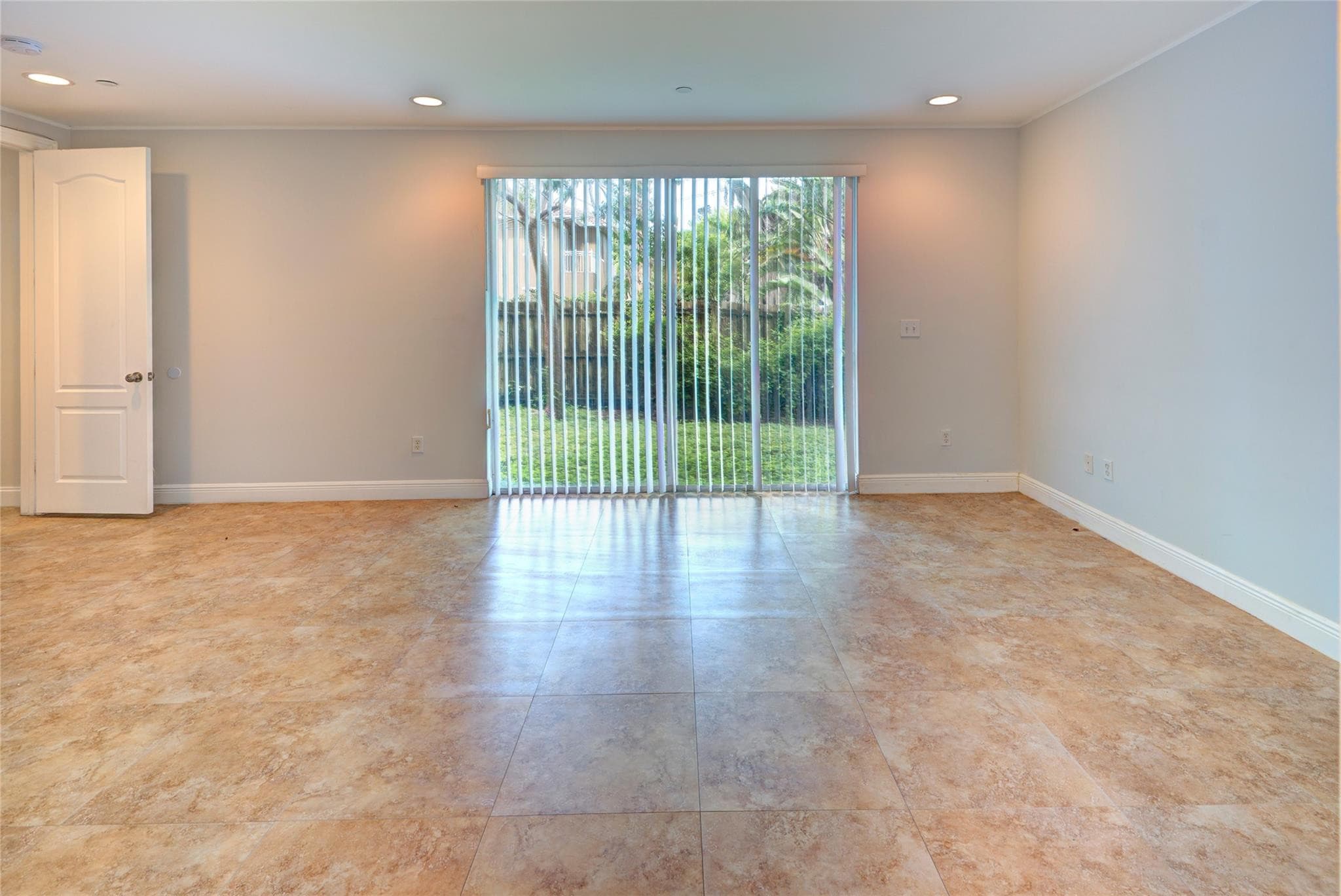 1508 SW 4th Avenue, Fort Lauderdale, FL 33315 — photo 4 of 25