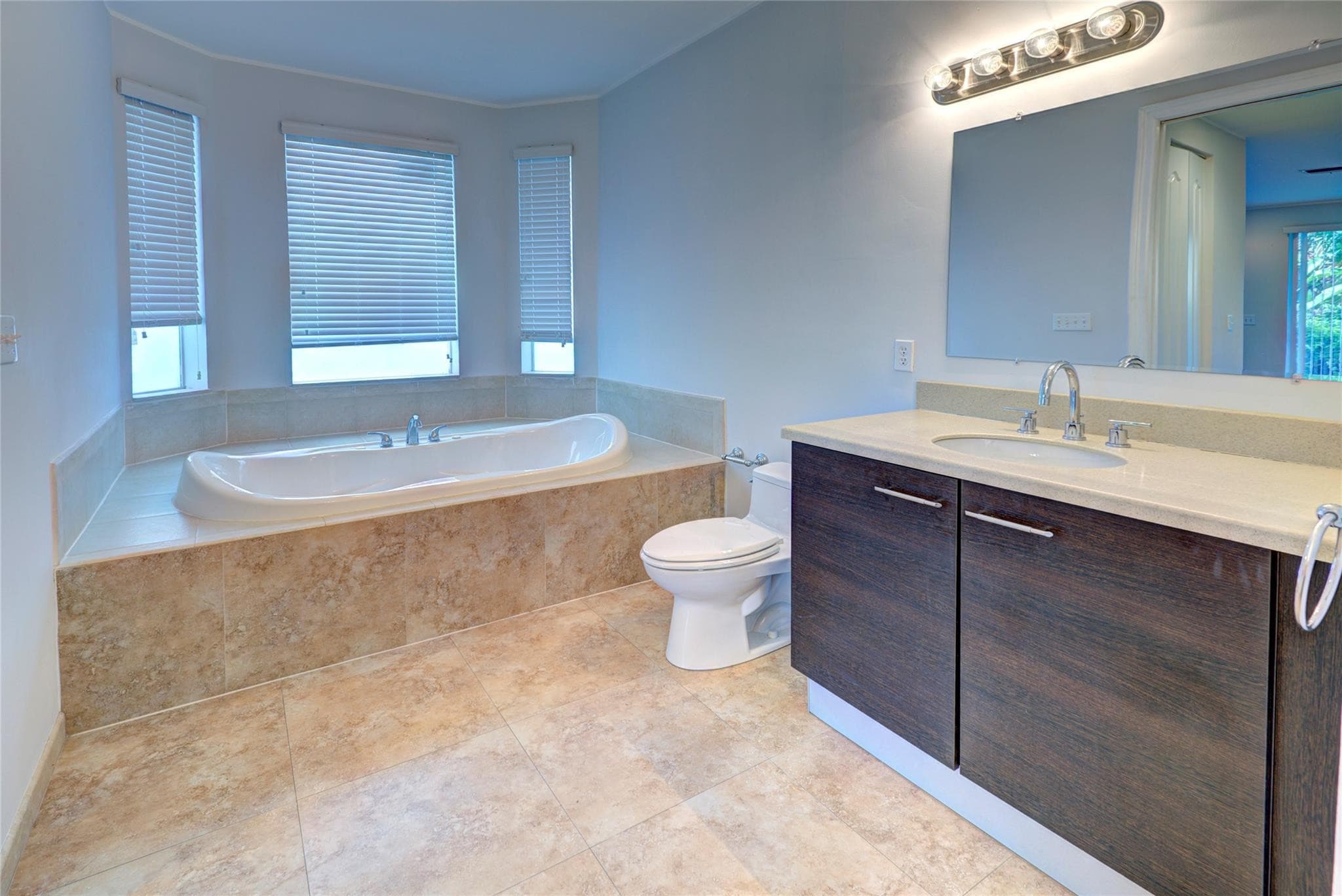 1508 SW 4th Avenue, Fort Lauderdale, FL 33315 — photo 8 of 25