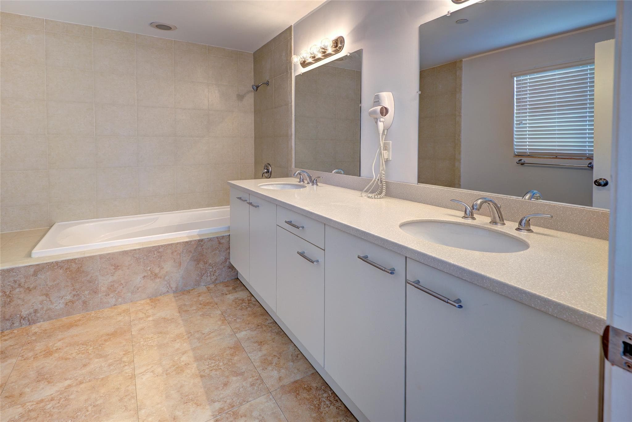 1508 SW 4th Avenue, Fort Lauderdale, FL 33315 — photo 20 of 25