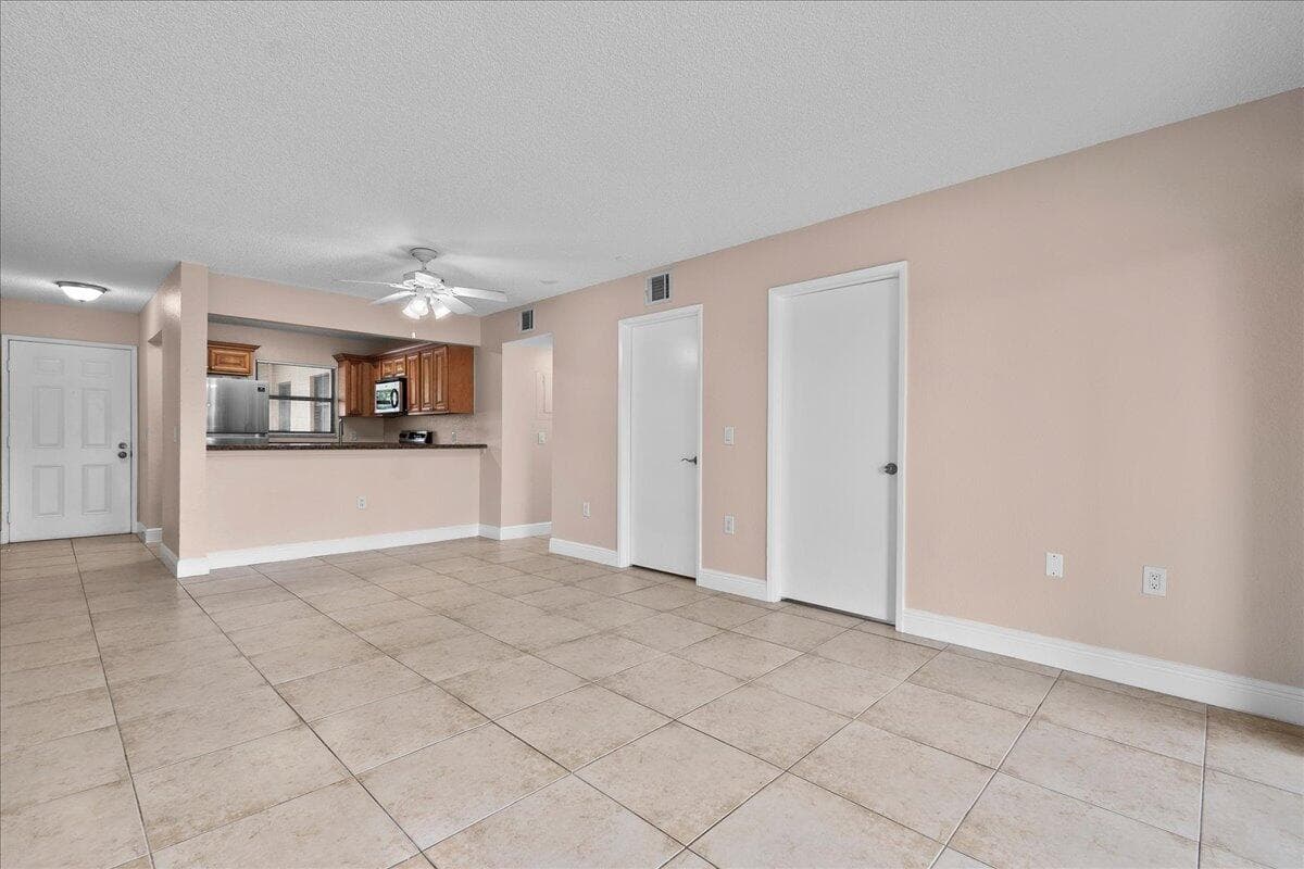 1524 Lake Crystal Drive F, Royal Palm Beach, FL 33411 — photo 8 of 20