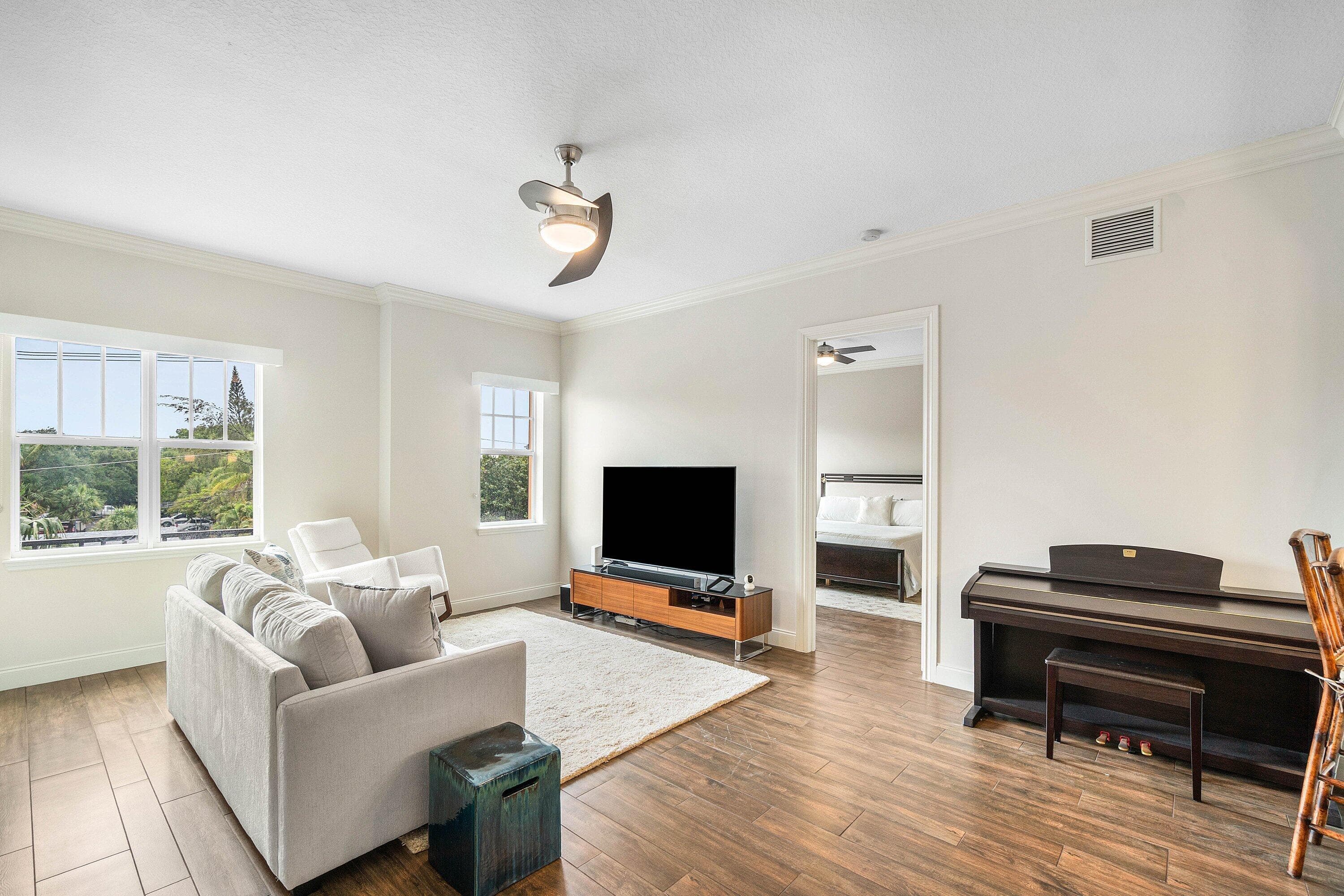 200 NE 2nd Avenue 302, Delray Beach, FL 33444 — photo 13 of 35
