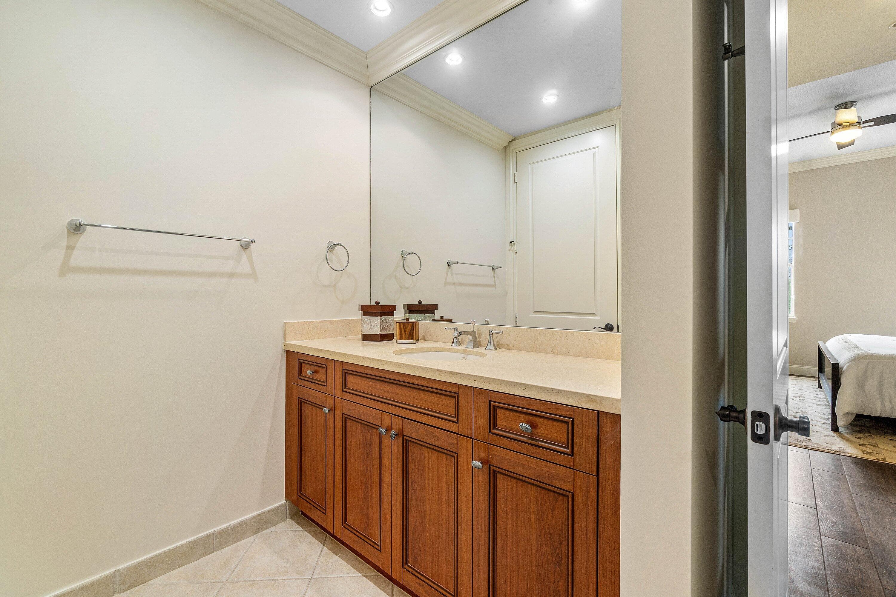 200 NE 2nd Avenue 302, Delray Beach, FL 33444 — photo 22 of 35
