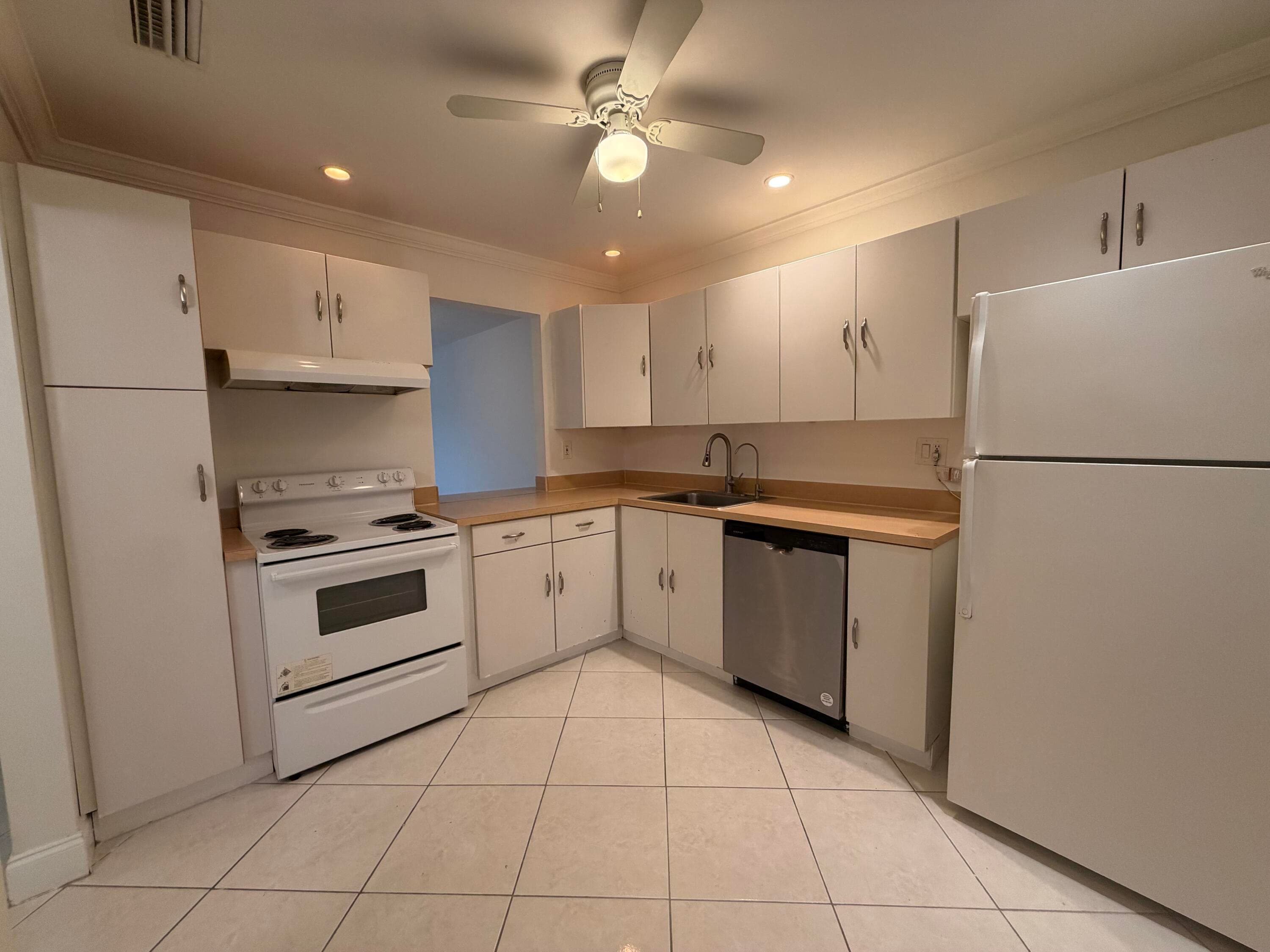 8141 SW 24th Court 106, Davie, FL 33324 — photo 3 of 13