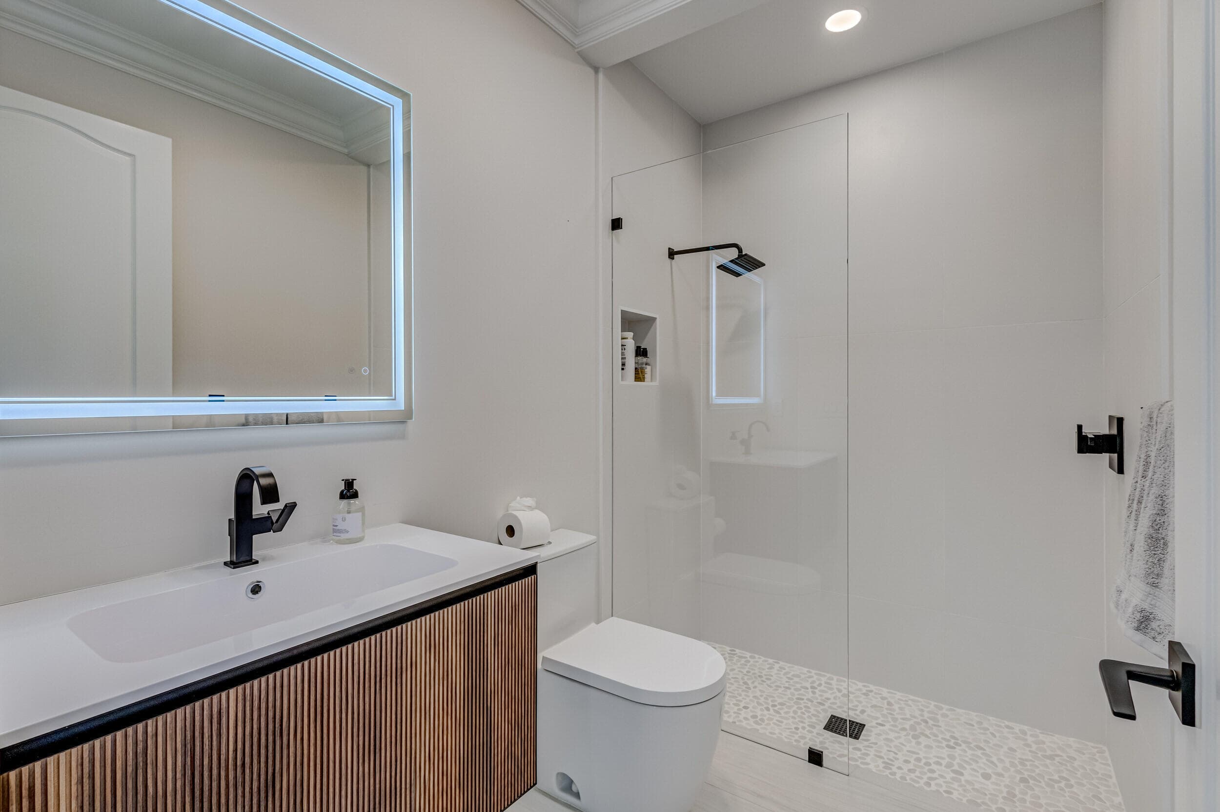 27 Marina Gardens Drive, Palm Beach Gardens, FL 33410 — photo 19 of 80