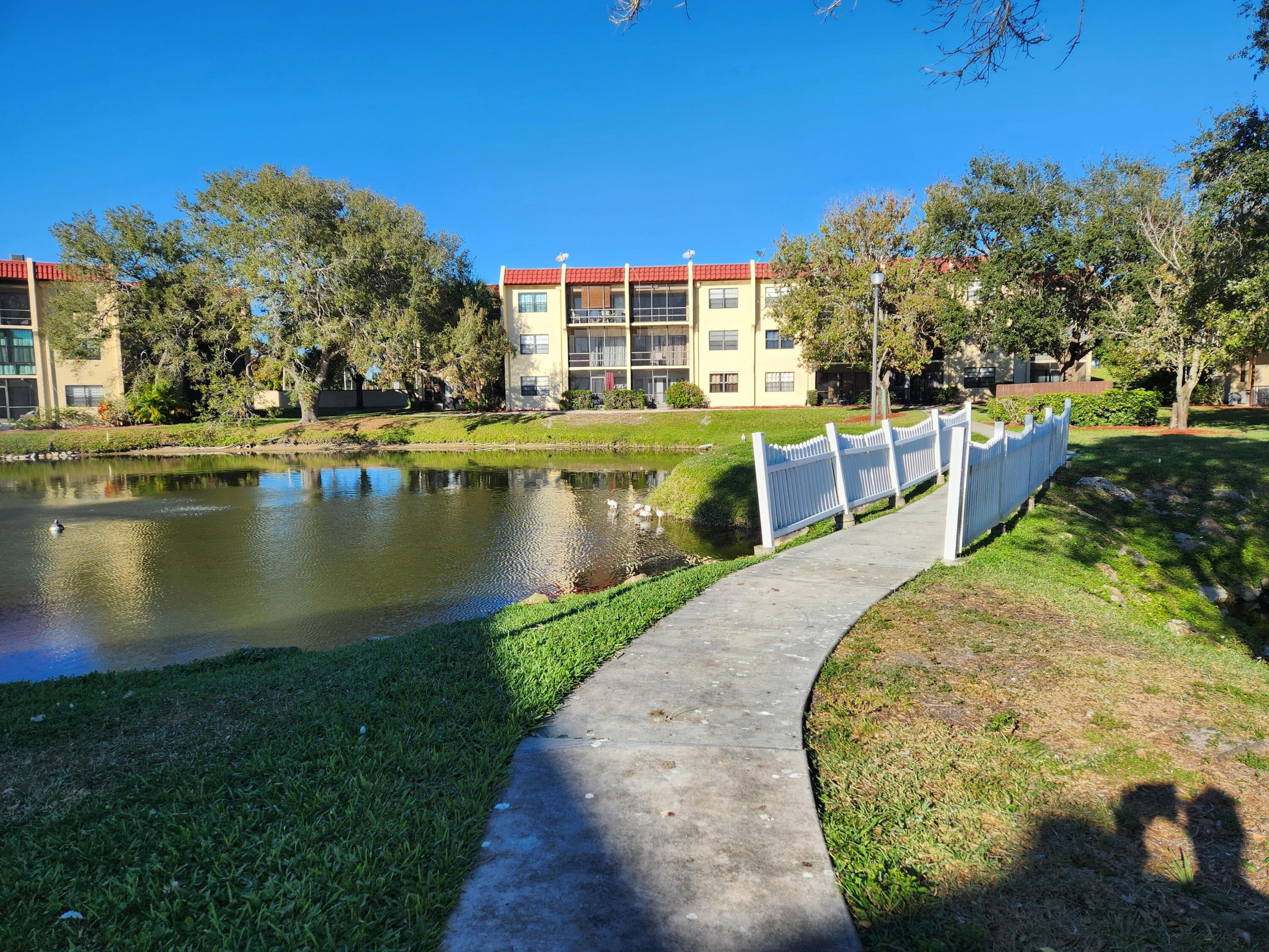 2050 Oleander Boulevard 8-109, Fort Pierce, FL 34950 — photo 10 of 11