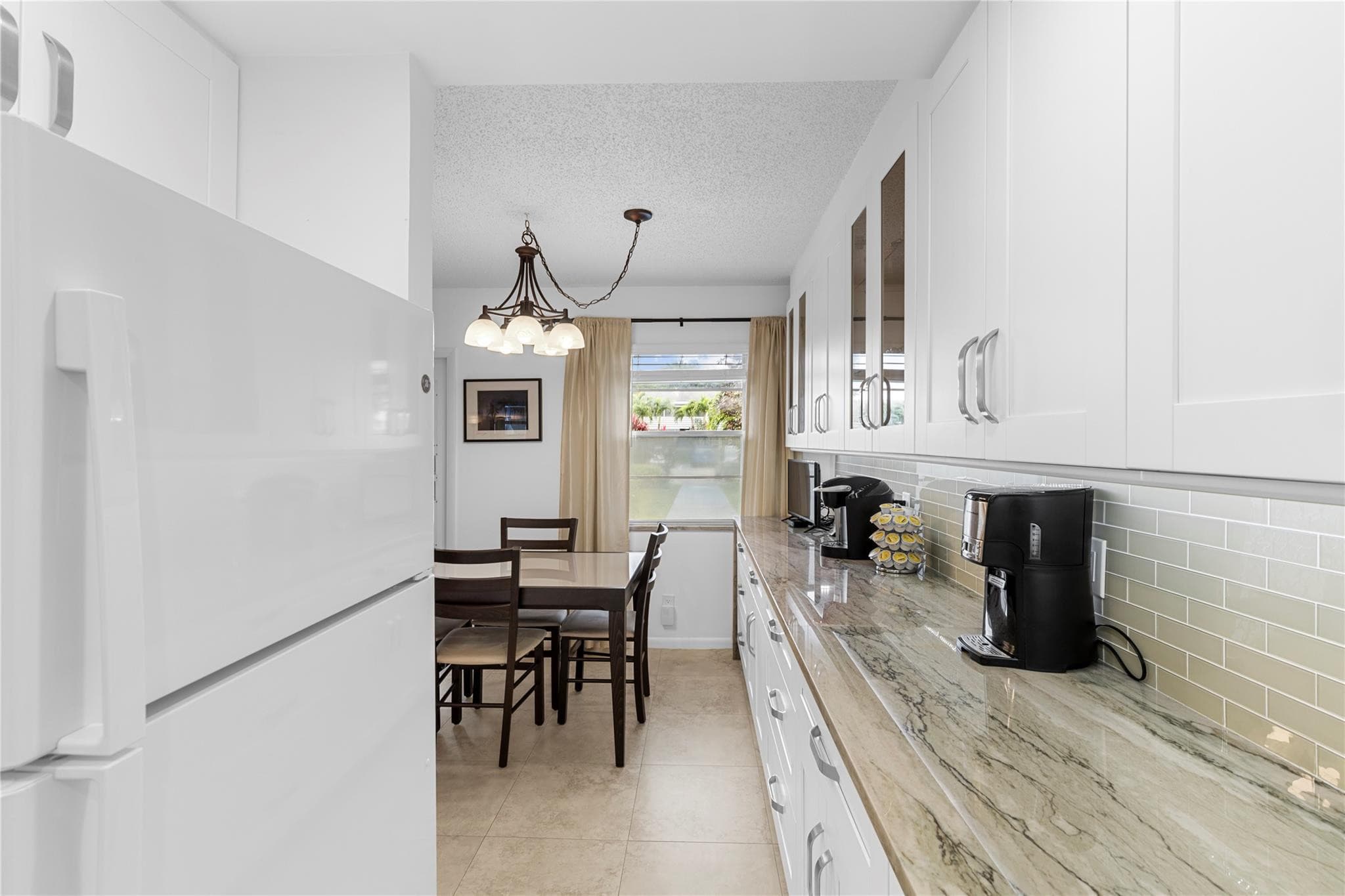 210 Oakridge N 210, Deerfield Beach, FL 33442 — photo 6 of 60