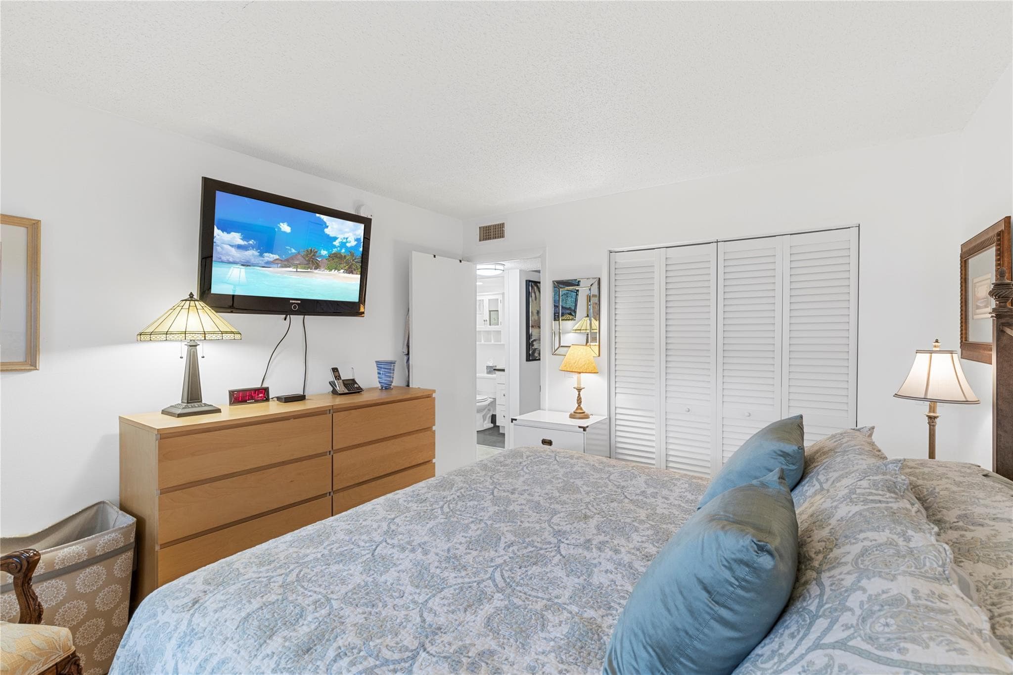 210 Oakridge N 210, Deerfield Beach, FL 33442 — photo 21 of 60