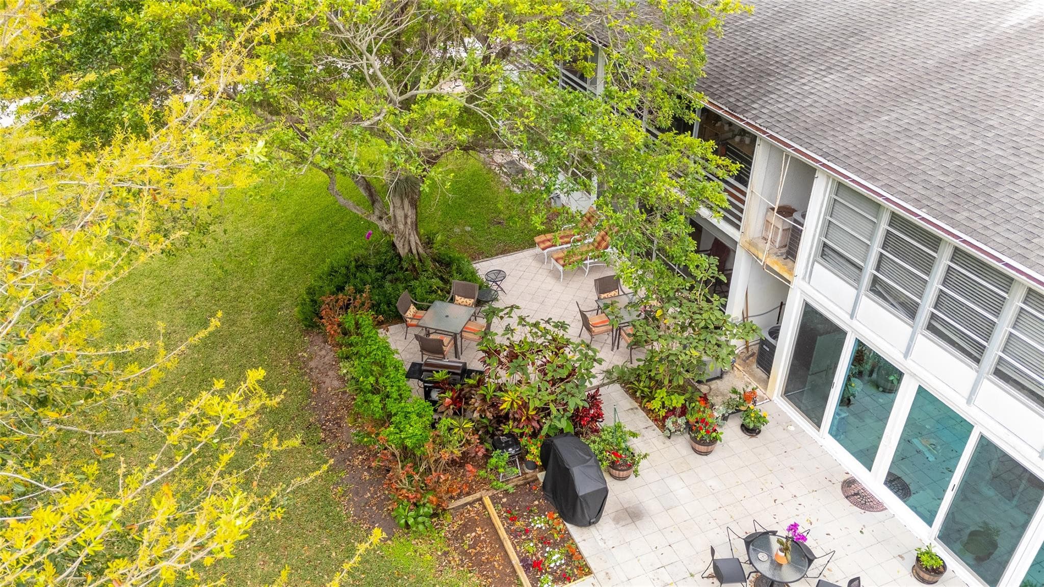 210 Oakridge N 210, Deerfield Beach, FL 33442 — photo 37 of 60