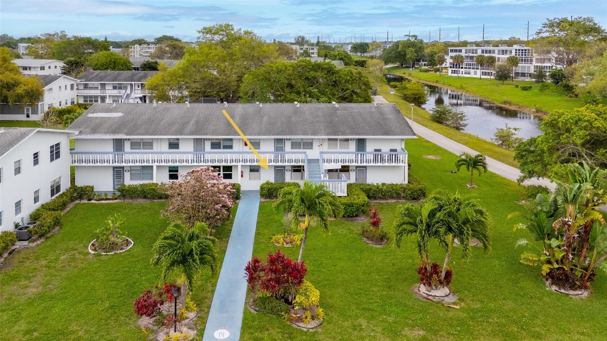 210 Oakridge N 210, Deerfield Beach, FL 33442 — photo 40 of 60