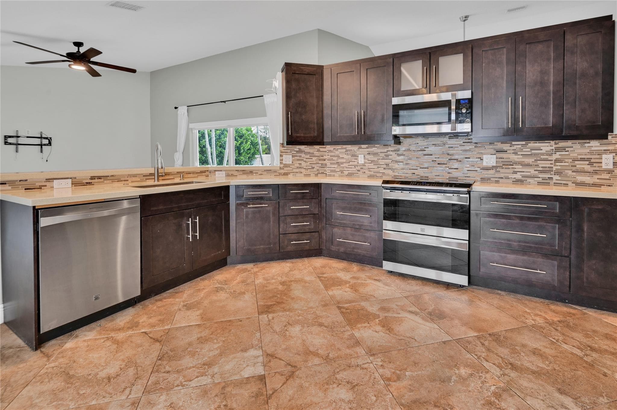 8949 NW 45th Court, Coral Springs, FL 33065 — photo 4 of 28