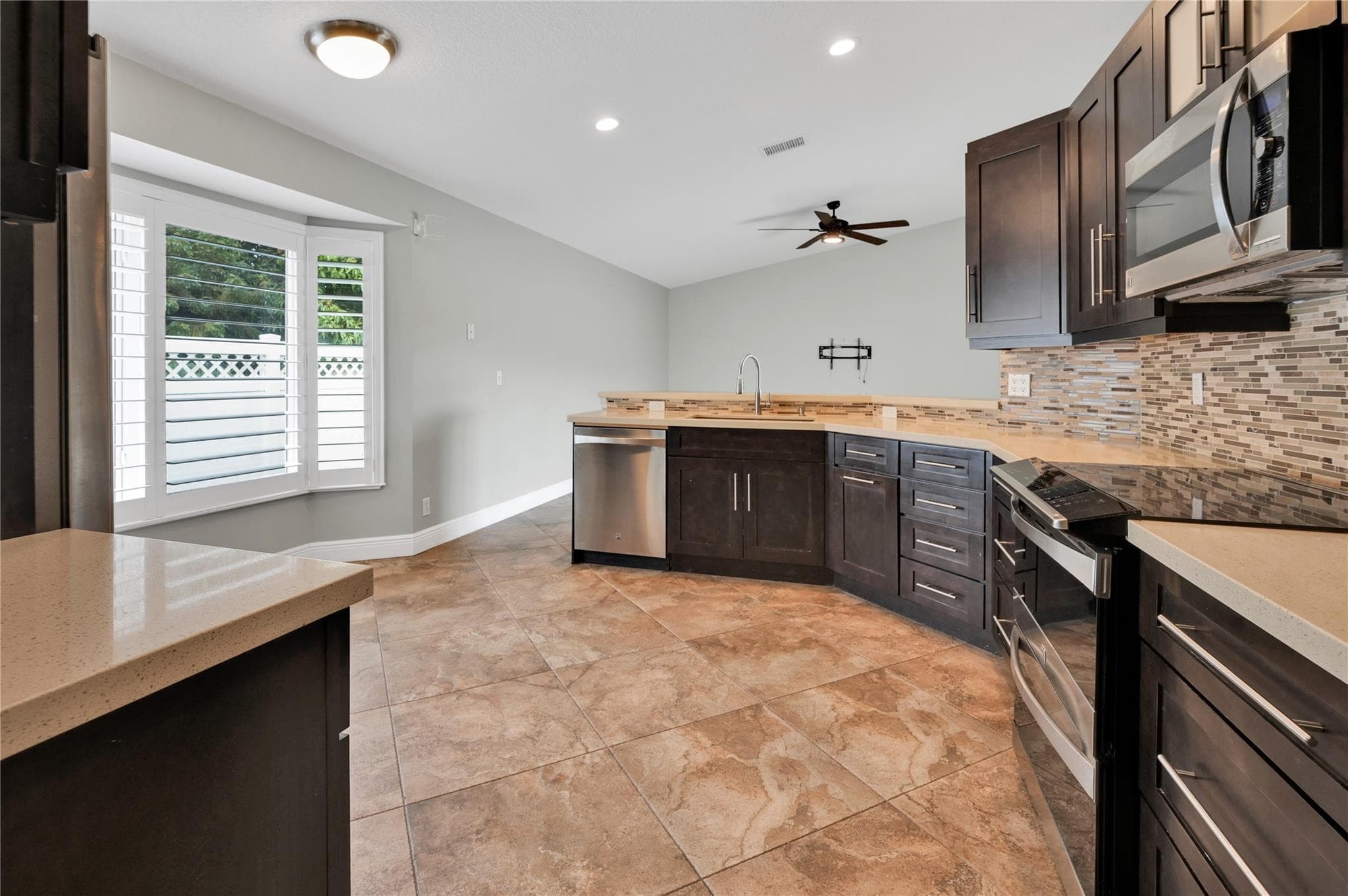 8949 NW 45th Court, Coral Springs, FL 33065 — photo 5 of 28