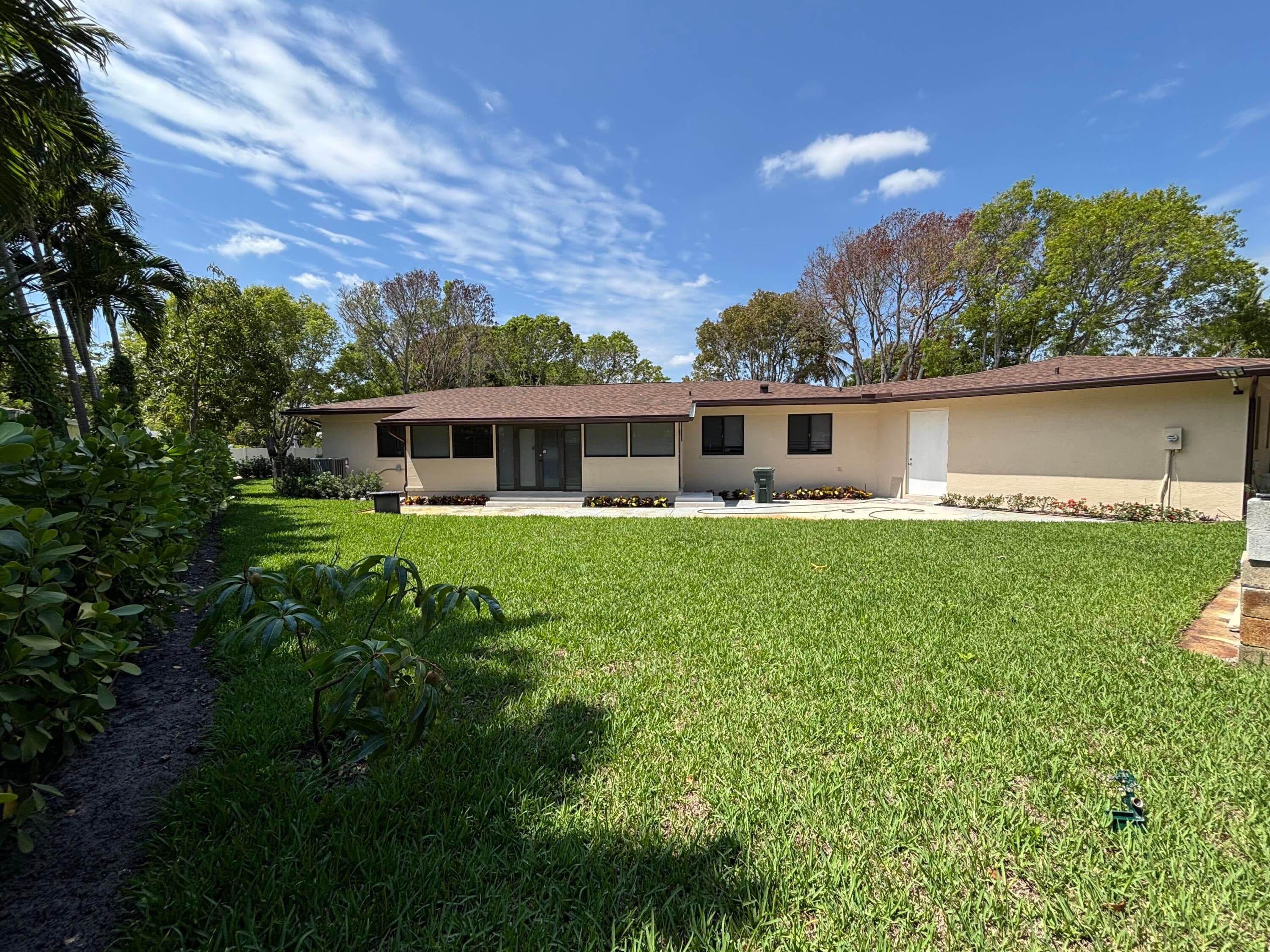 135 E Ilex Drive, Lake Park, FL 33403 — photo 4 of 22