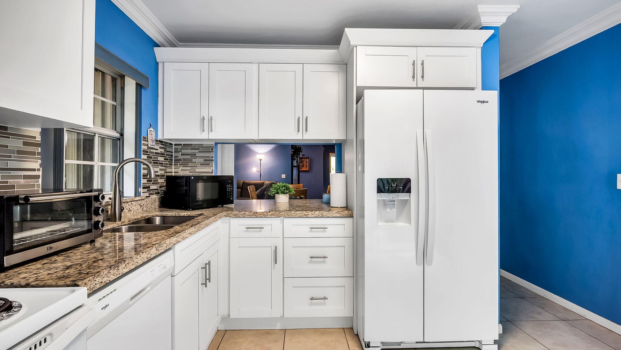 9720 SW 12th Street, Pembroke Pines, FL 33025 — photo 9 of 21