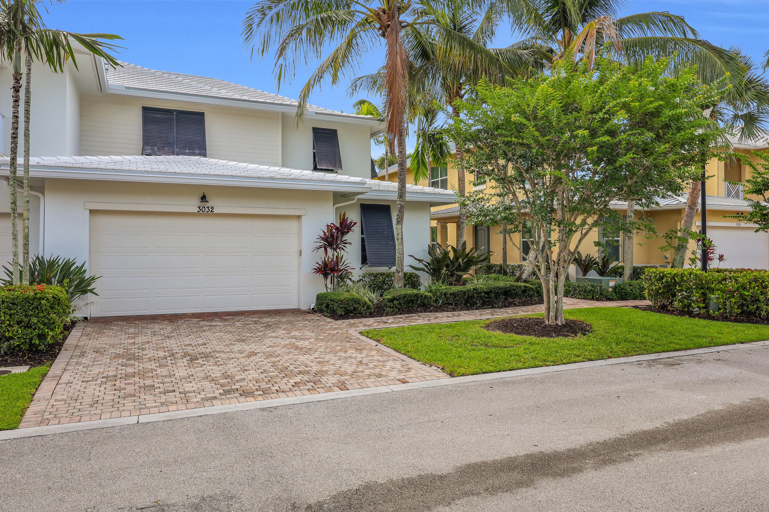 3032 Princeton Lane, Palm Beach Gardens, FL 33418 — photo 2 of 72