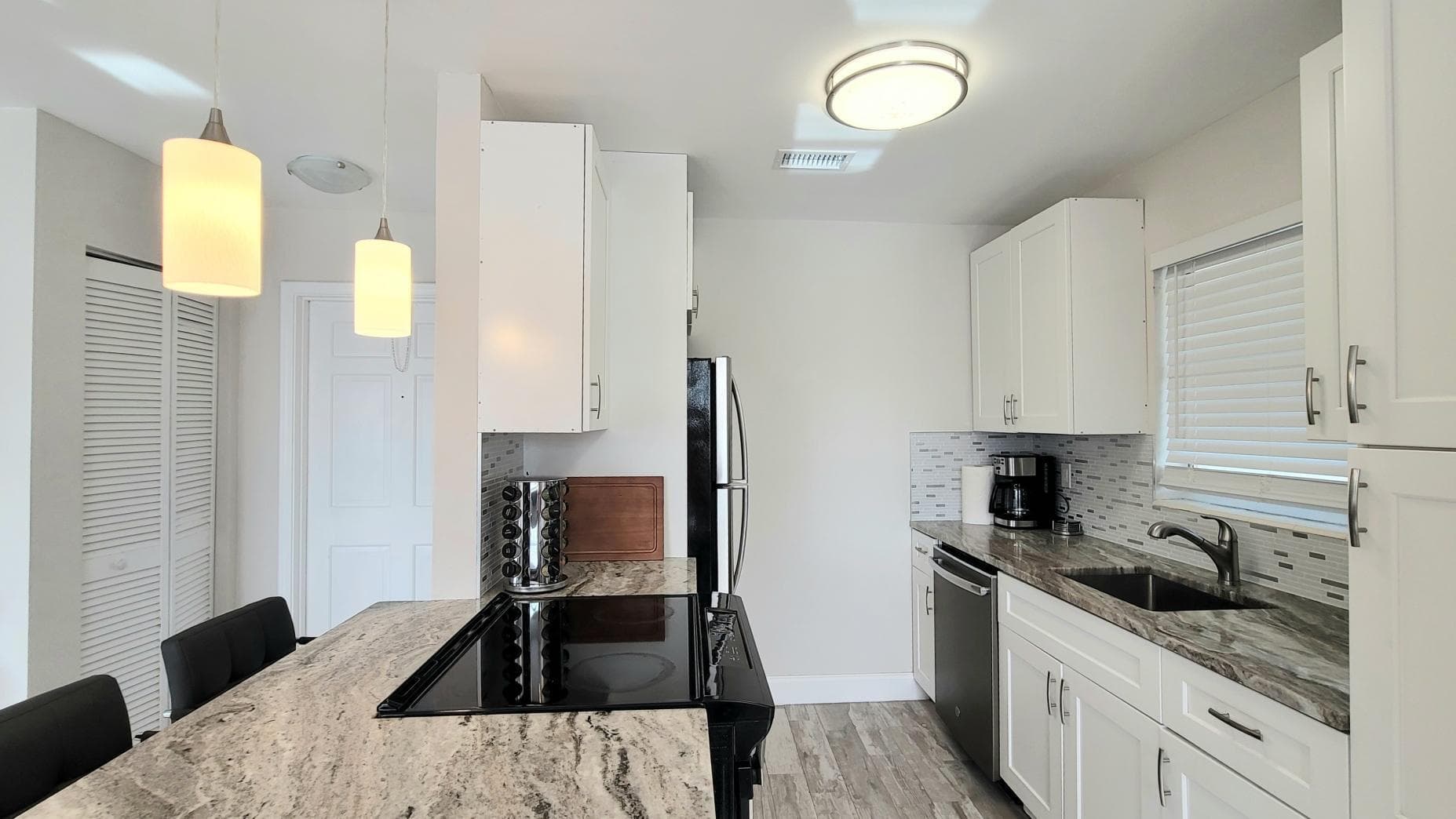 115 SW 1st Avenue 10, Boynton Beach, FL 33435 — photo 4 of 7