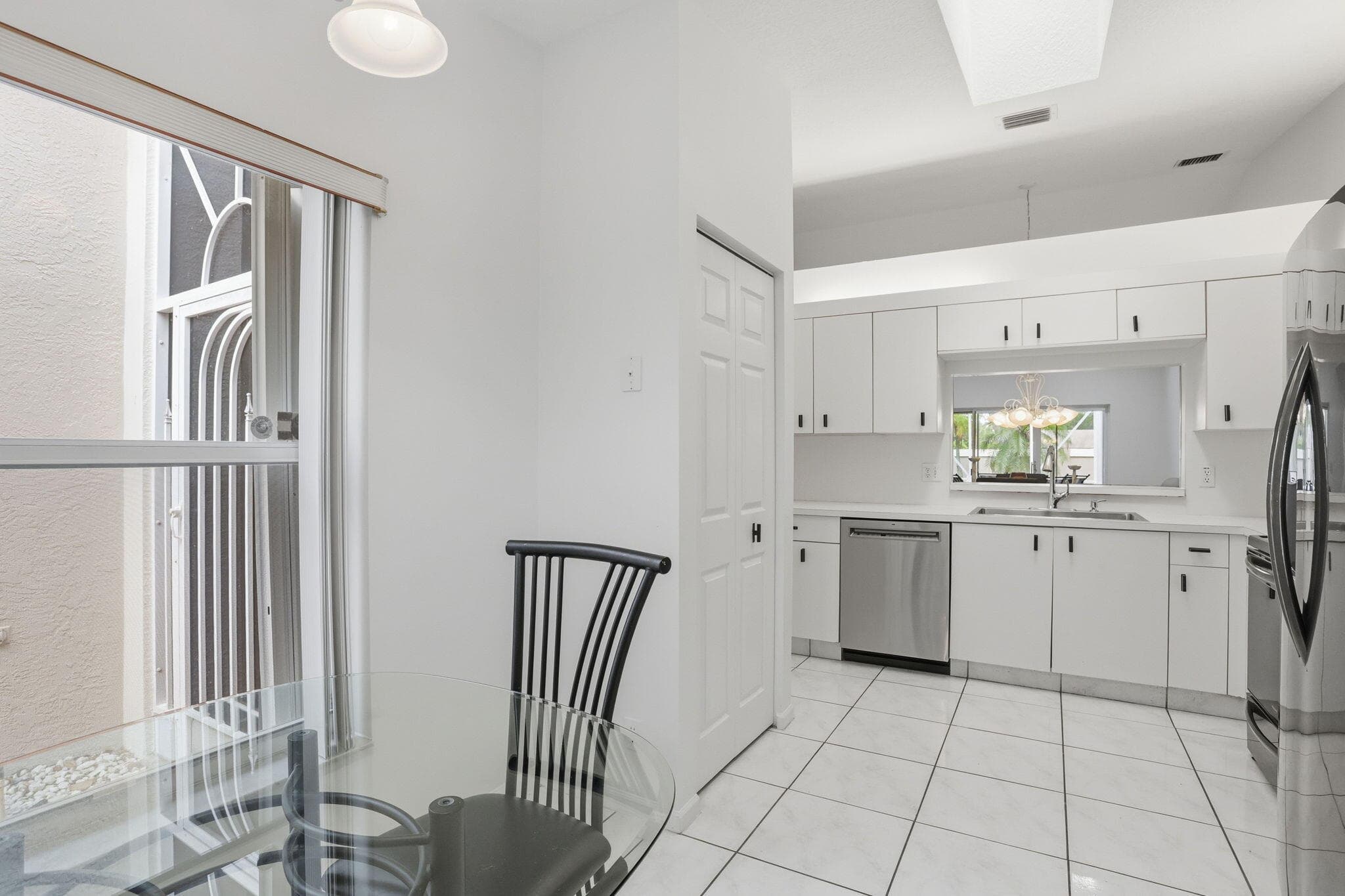 18 Sausalito Drive, Boynton Beach, FL 33436 — photo 13 of 35