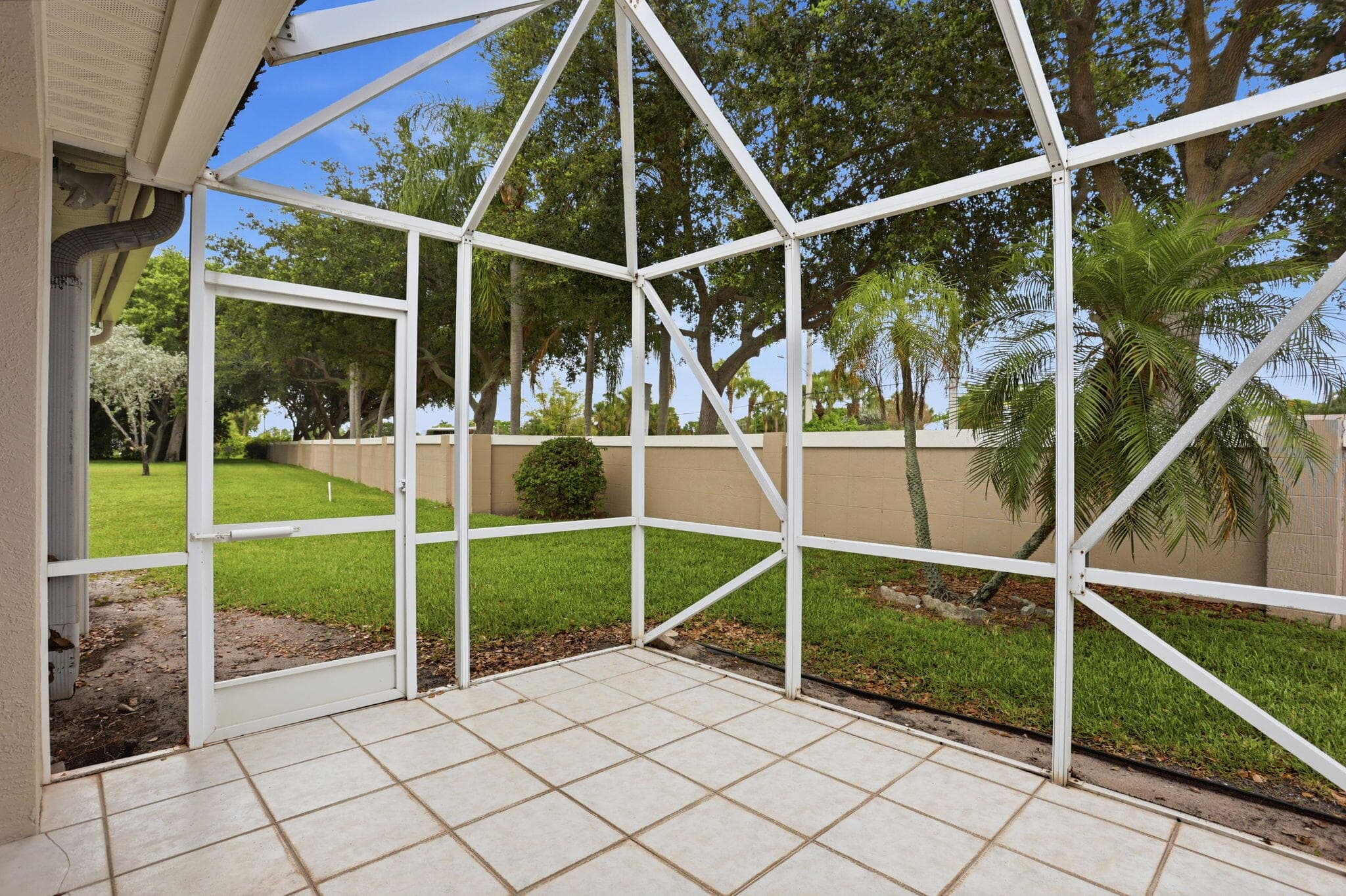 18 Sausalito Drive, Boynton Beach, FL 33436 — photo 27 of 35