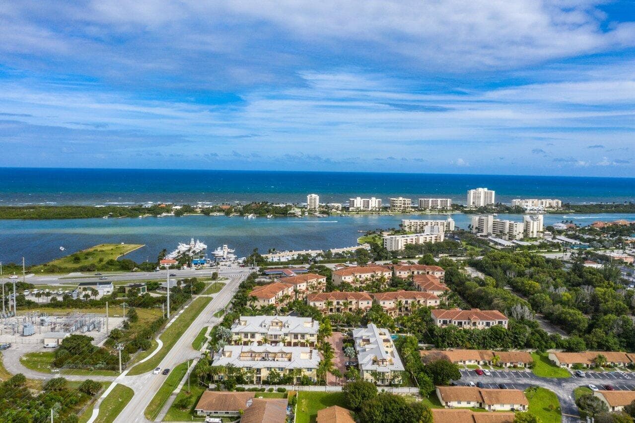 3770 County Line Road, Tequesta, FL 33469 — photo 7 of 38