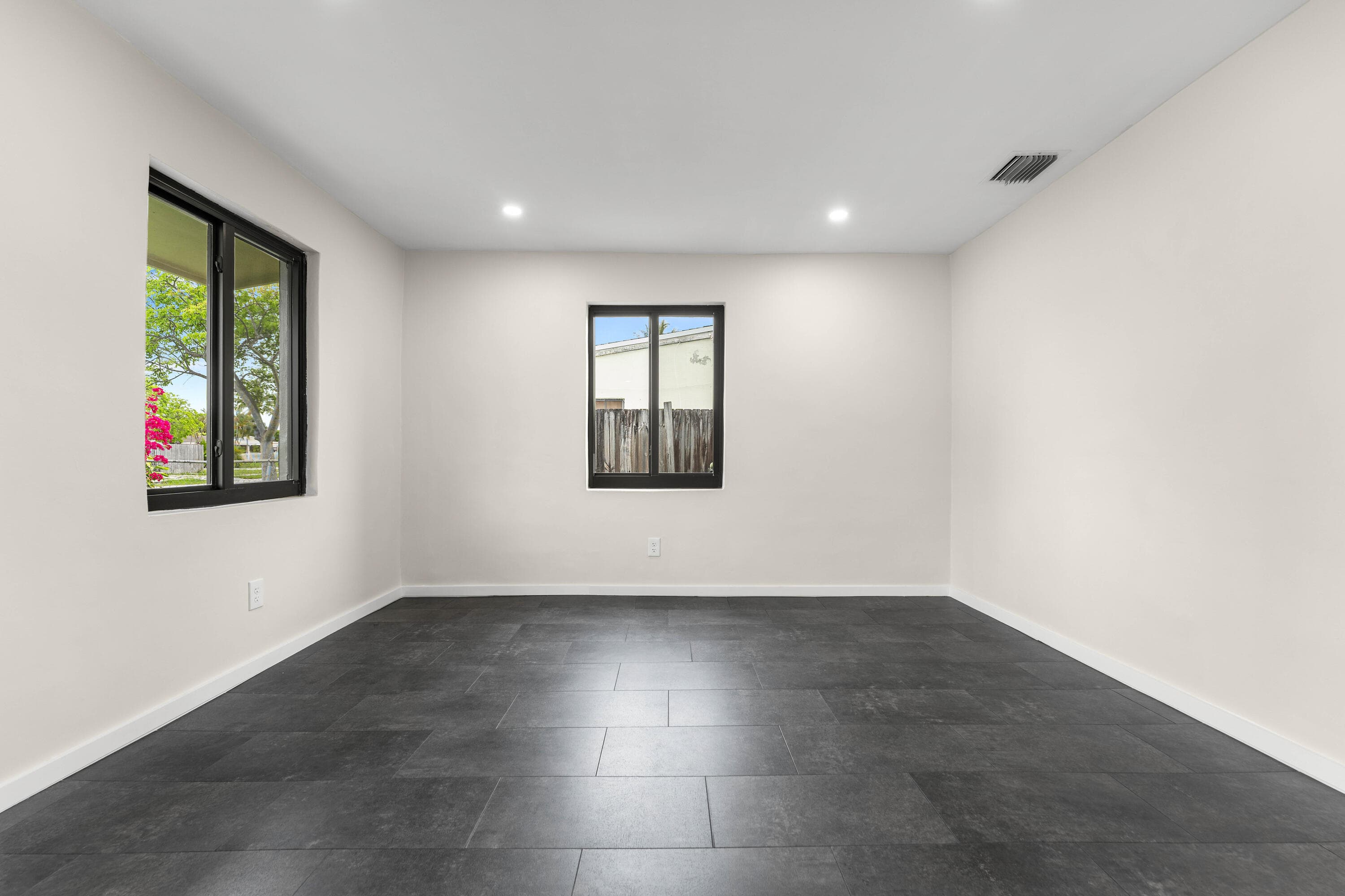 321 NE 59th Street, Oakland Park, FL 33334 — photo 18 of 45