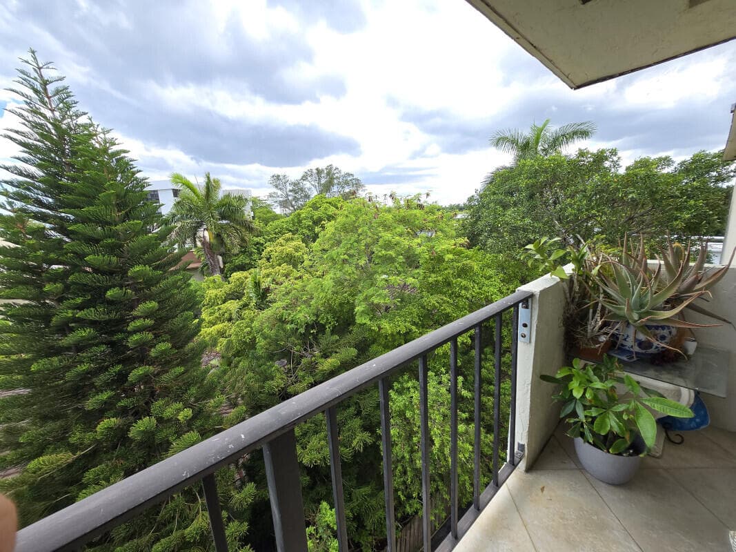 7795 NE Bayshore Court 502, Miami, FL 33138 — photo 5 of 24