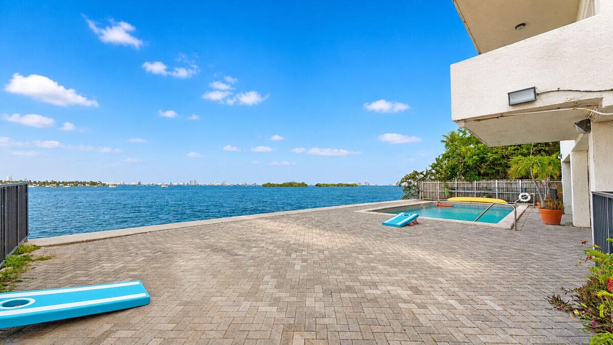 7795 NE Bayshore Court 502, Miami, FL 33138 — photo 7 of 24
