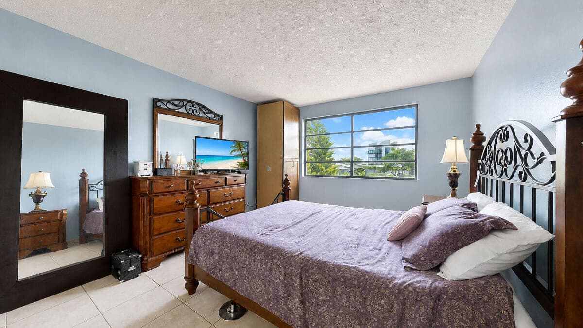 7795 NE Bayshore Court 502, Miami, FL 33138 — photo 21 of 24