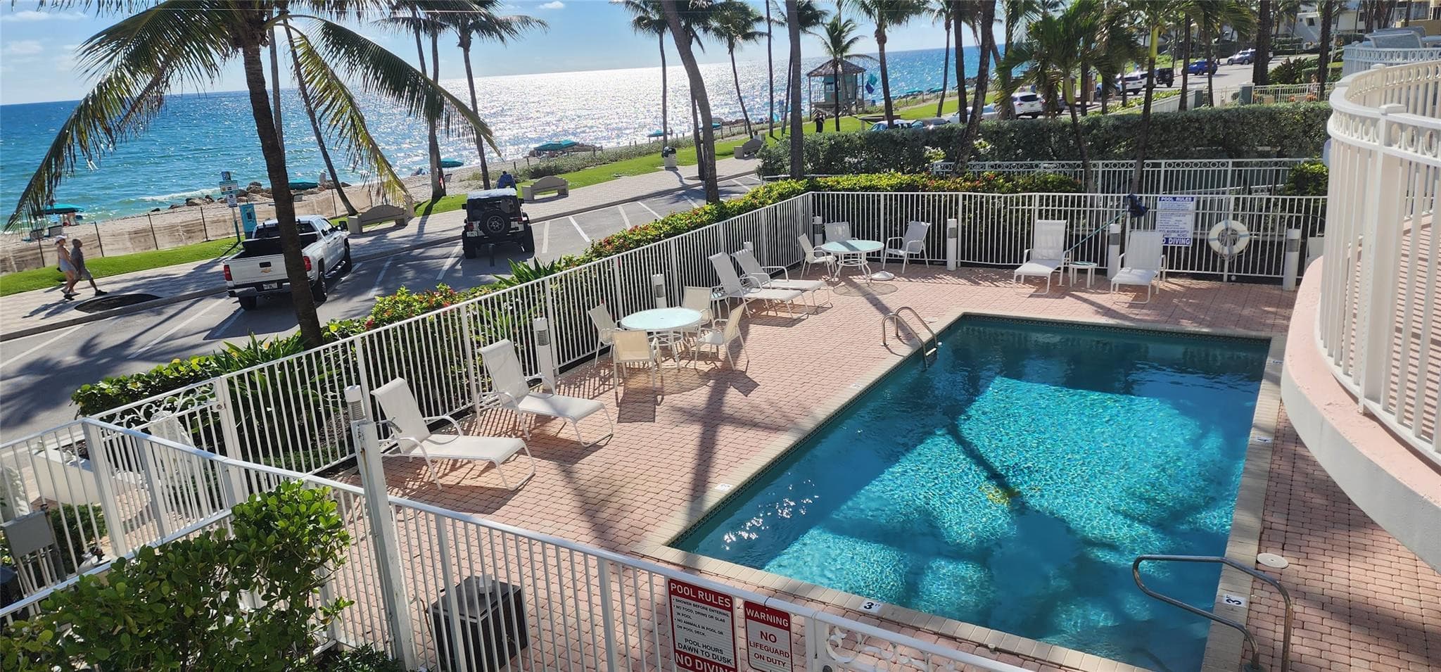233 SE 21st Avenue 101, Deerfield Beach, FL 33441 — photo 3 of 21