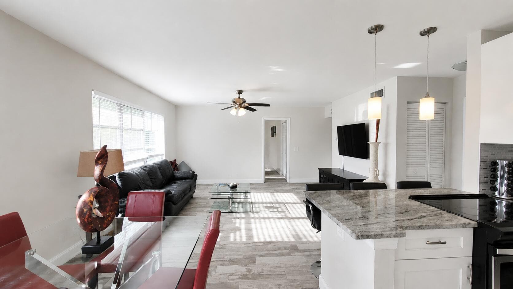 115 SW 1st Avenue 10, Boynton Beach, FL 33435 — photo 2 of 7