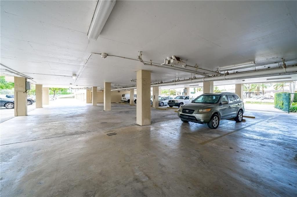 2350 NE 135th Street 1212, North Miami, FL 33181 — photo 22 of 30