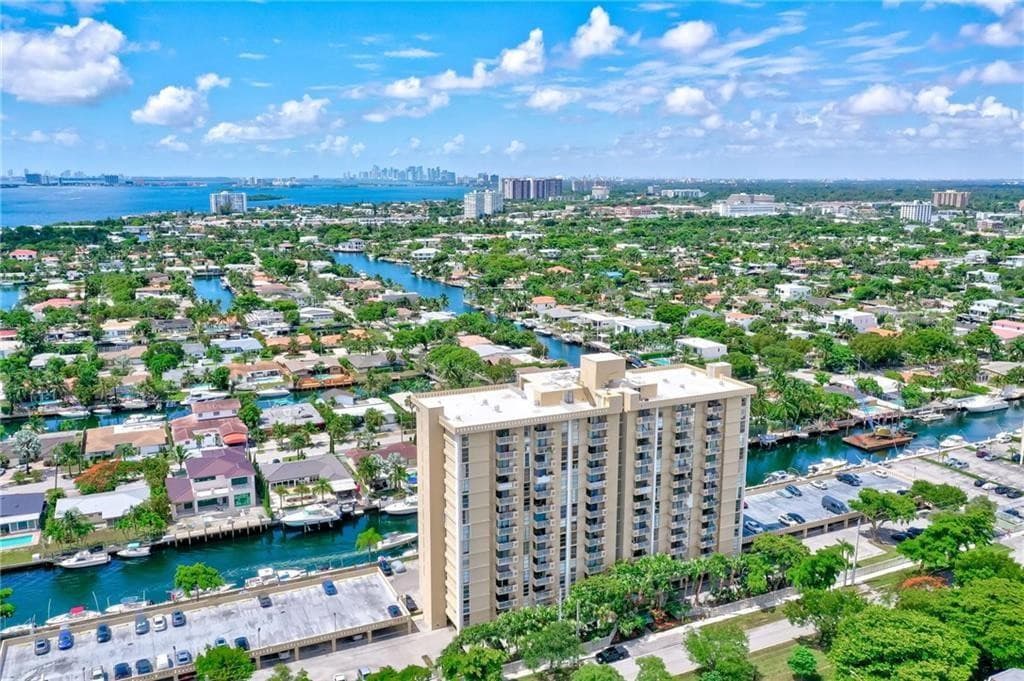 2350 NE 135th Street 1212, North Miami, FL 33181 — photo 24 of 30