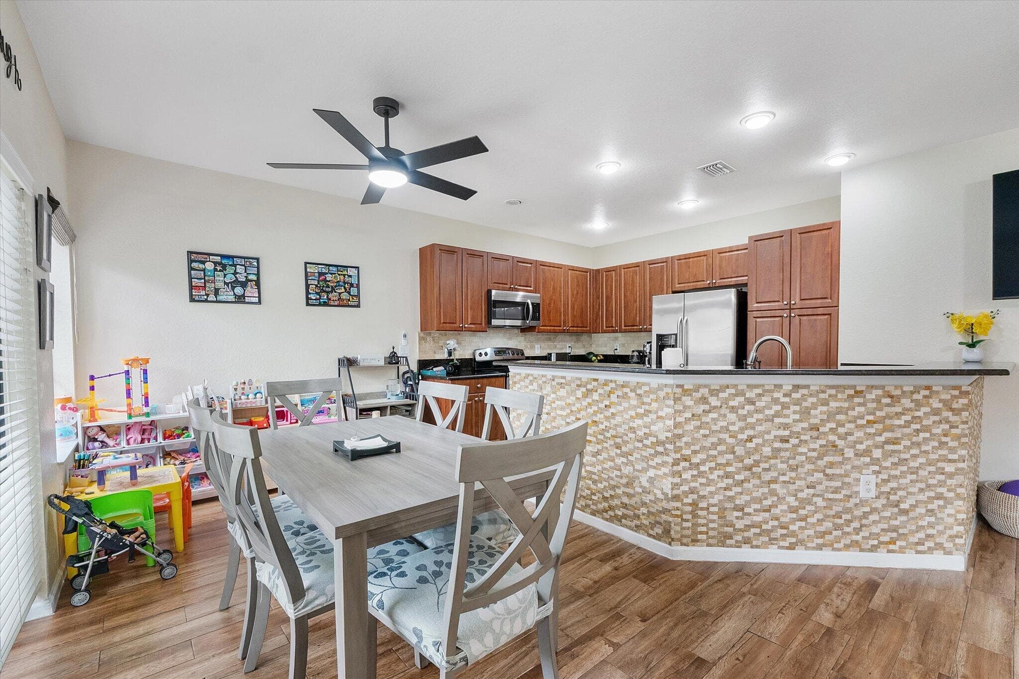 4755 Cypress Street 4755, Coconut Creek, FL 33073 — photo 9 of 29