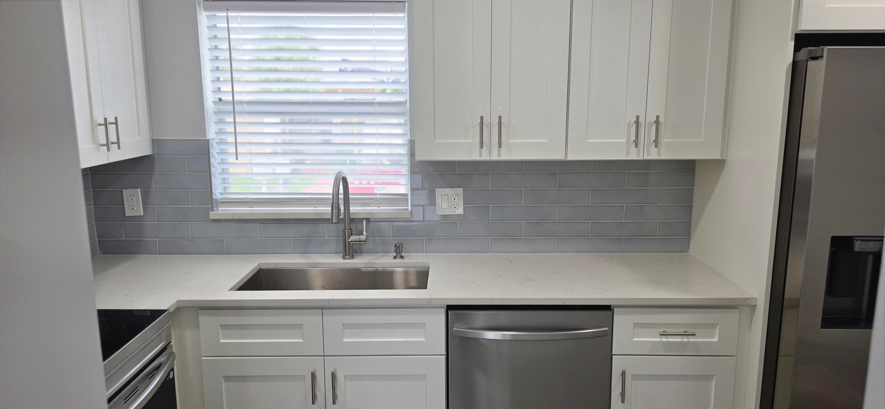 351 Lake Dora Drive, West Palm Beach, FL 33411 — photo 9 of 34