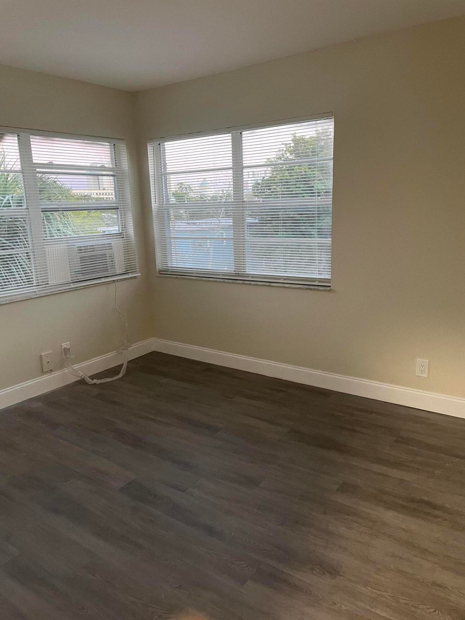 710 7th Street 3, West Palm Beach, FL 33401 — photo 1 of 3