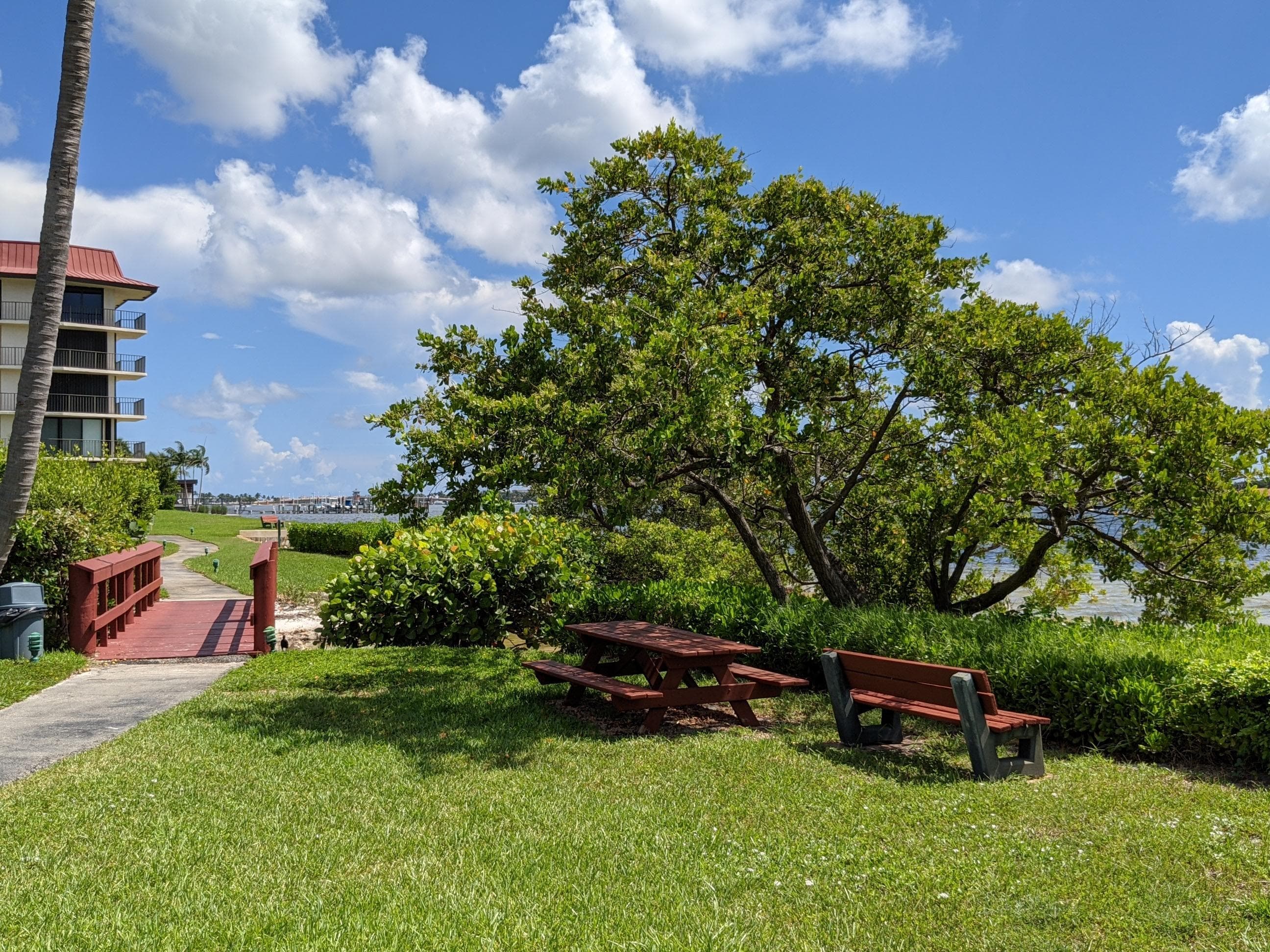 105 Half Moon Circle F2, Hypoluxo, FL 33462 — photo 31 of 35