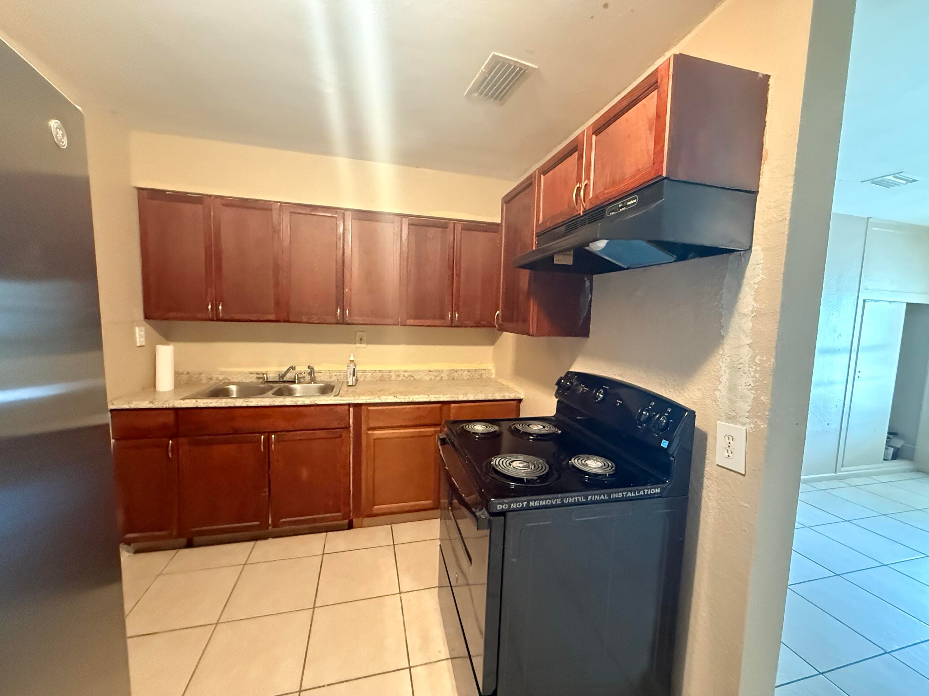 1604 Zephyr Avenue, Fort Pierce, FL 34982 — photo 5 of 22