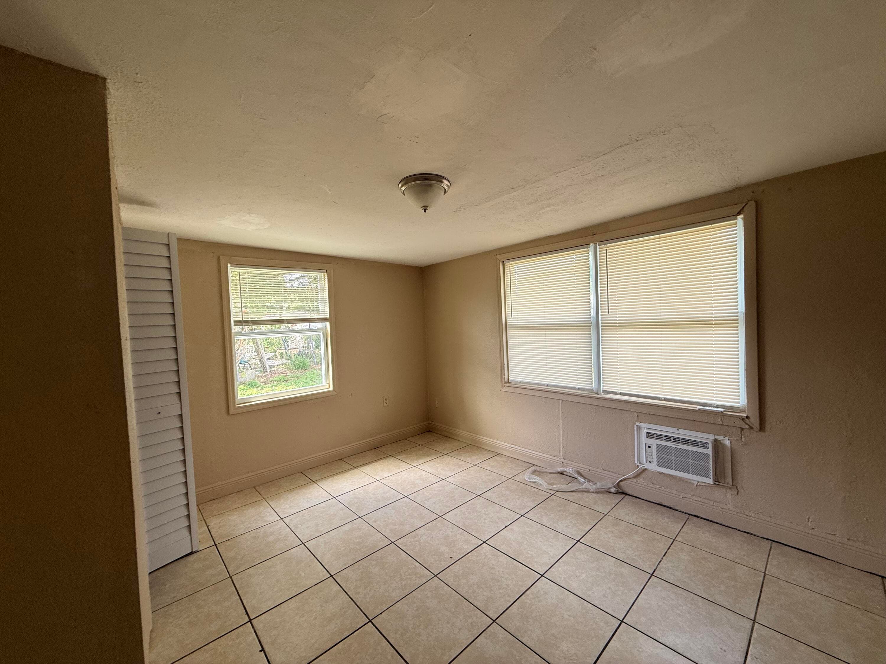1604 Zephyr Avenue, Fort Pierce, FL 34982 — photo 8 of 22