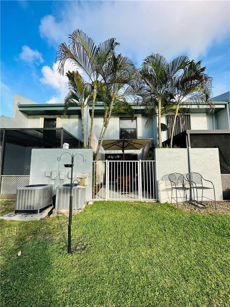 1168 NW 97th Avenue 232, Pembroke Pines, FL 33024 — photo 21 of 25