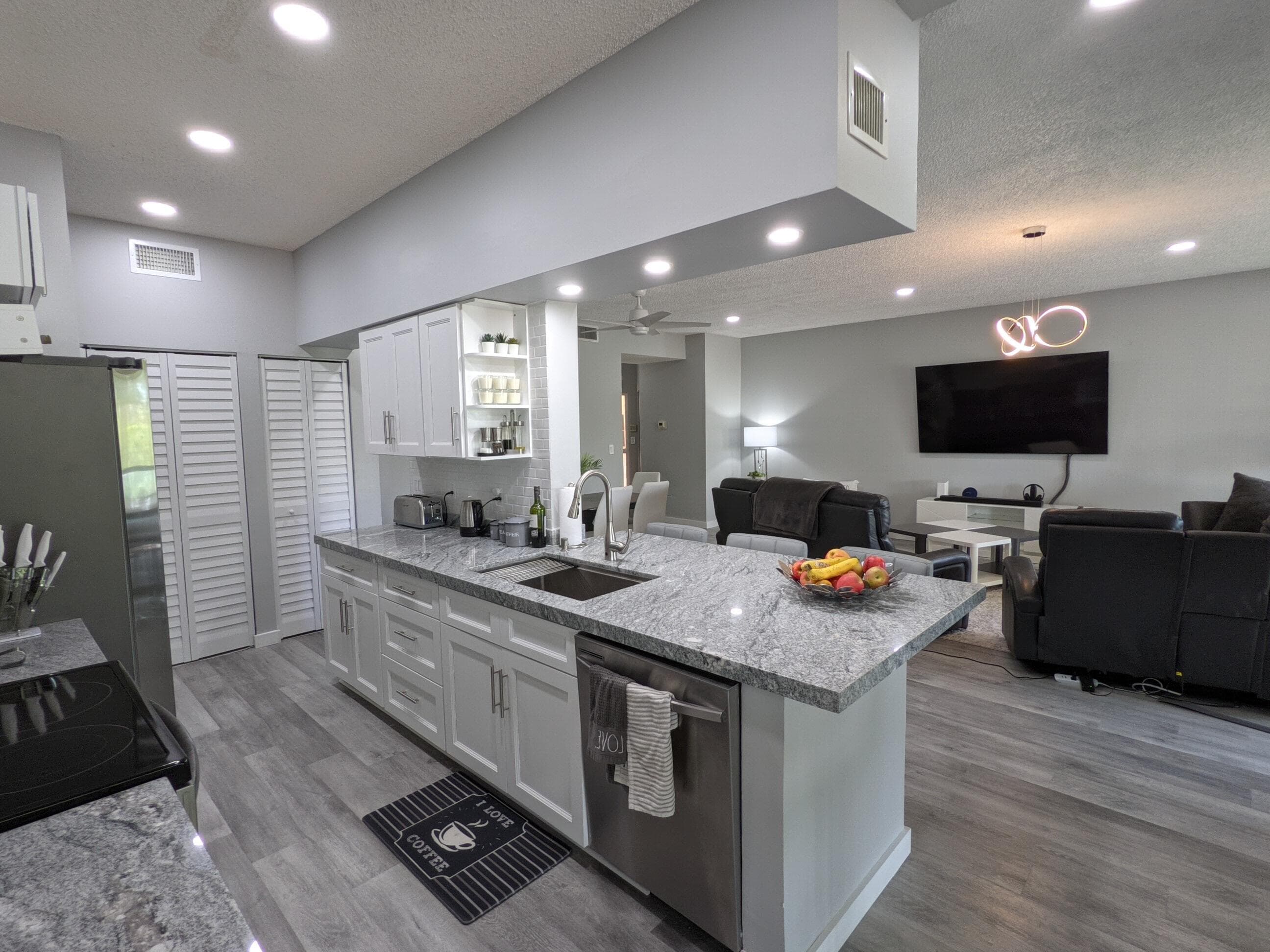 105 Half Moon Circle F2, Hypoluxo, FL 33462 — photo 2 of 34