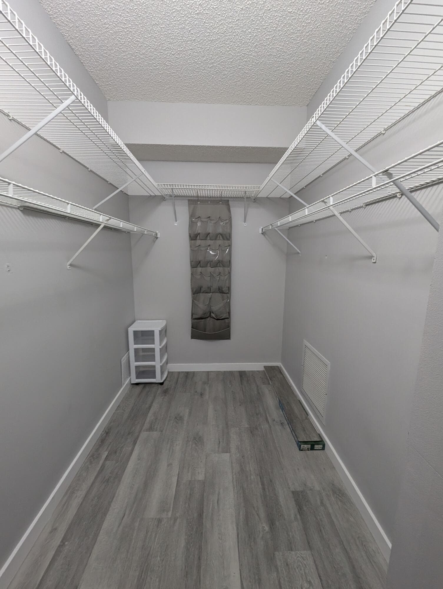 105 Half Moon Circle F2, Hypoluxo, FL 33462 — photo 11 of 34