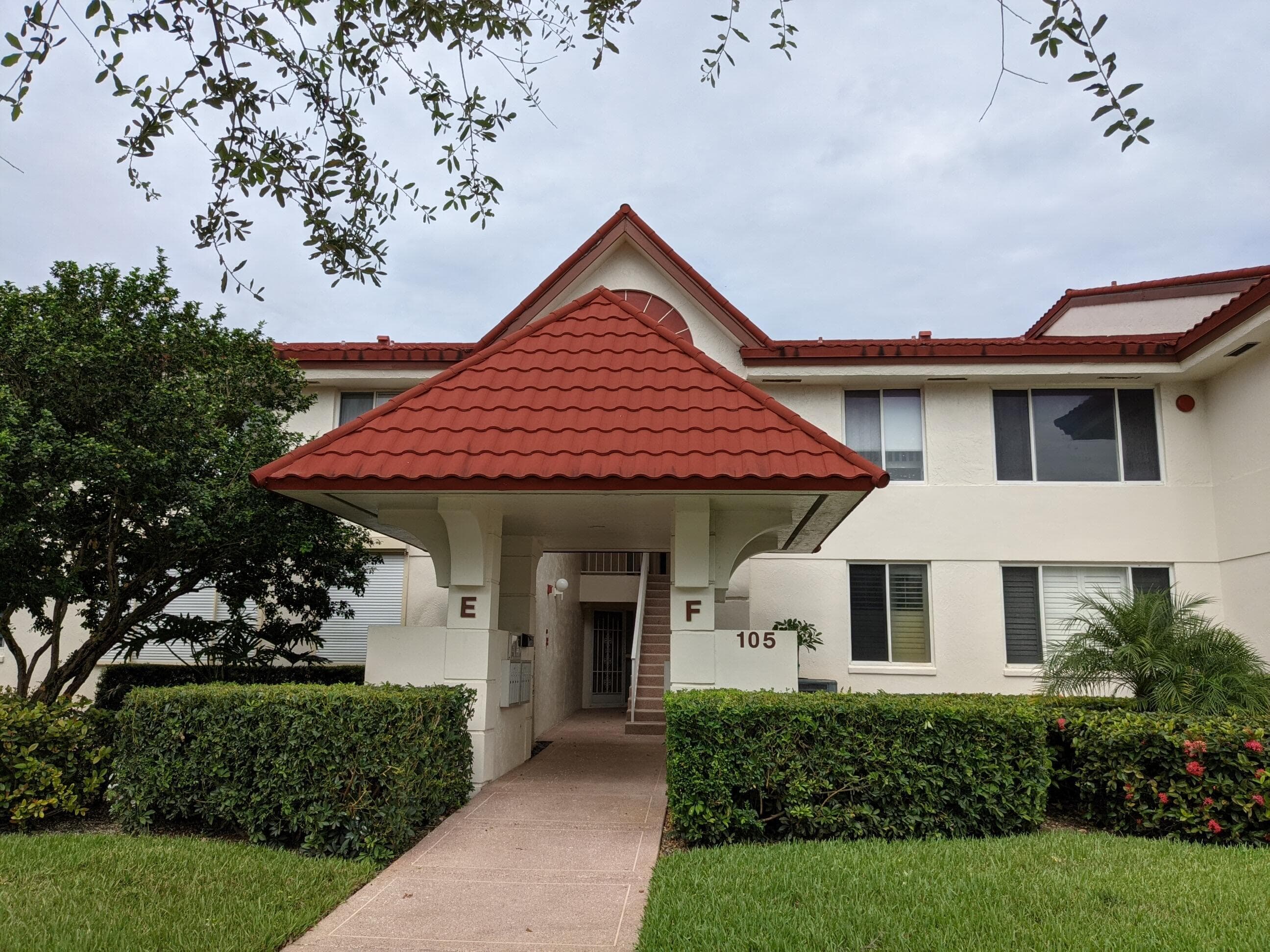 105 Half Moon Circle F2, Hypoluxo, FL 33462 — photo 22 of 34
