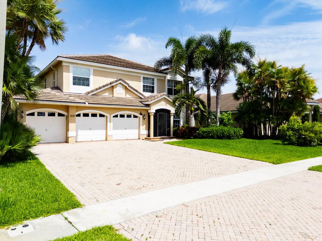 1681 Lakefield North Court, Wellington, FL 33414 — photo 8 of 59