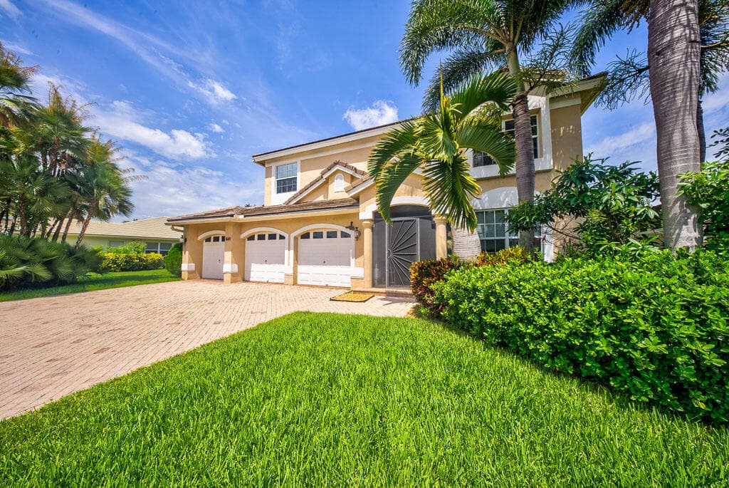 1681 Lakefield North Court, Wellington, FL 33414 — photo 10 of 59