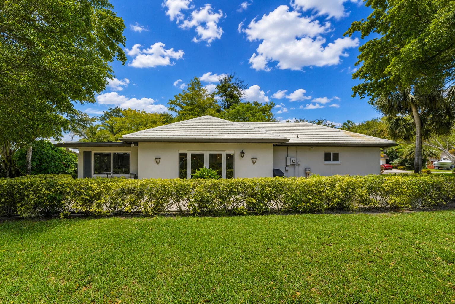 1019 E Cypress Drive, Pompano Beach, FL 33069 — photo 3 of 69