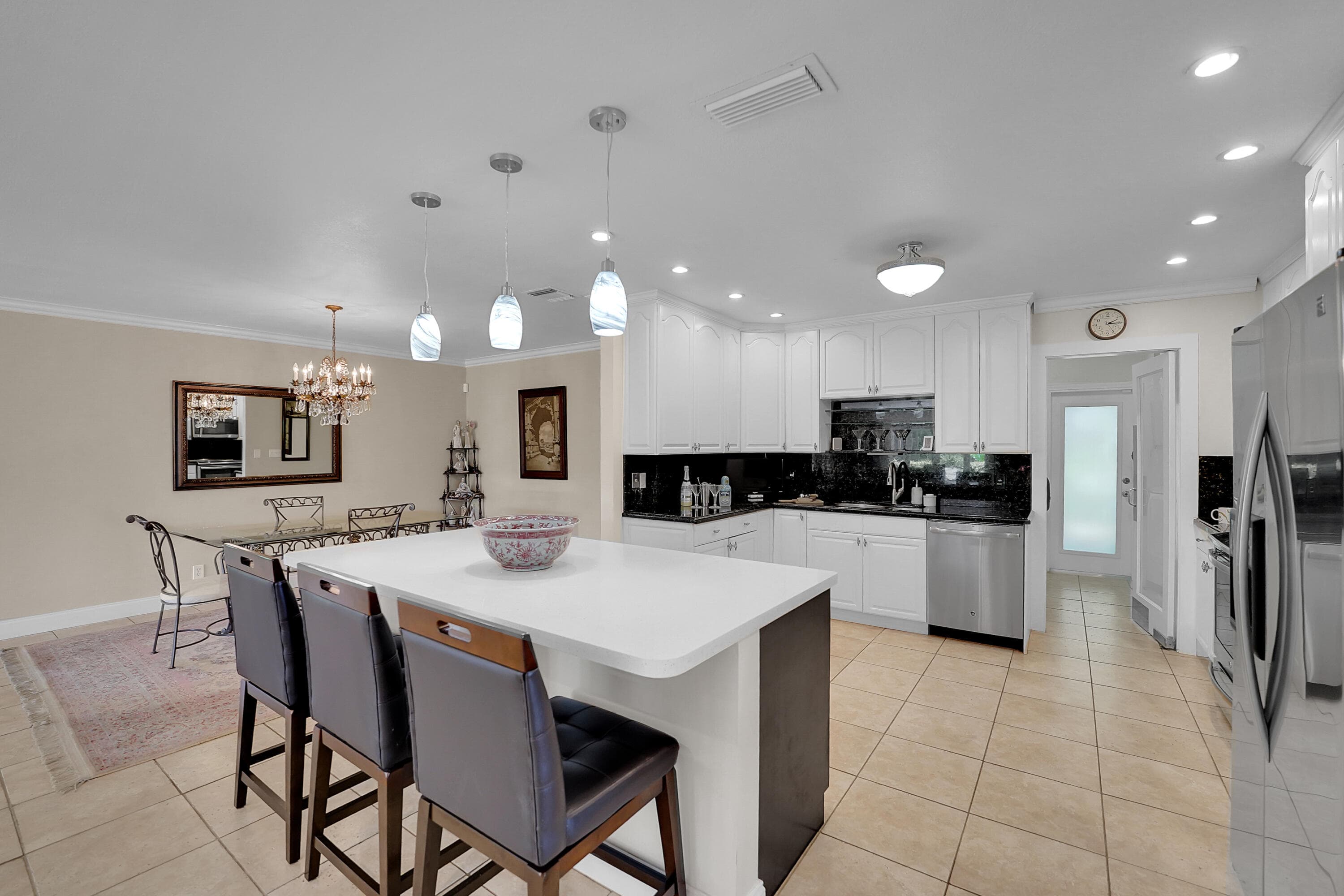 1019 E Cypress Drive, Pompano Beach, FL 33069 — photo 8 of 69