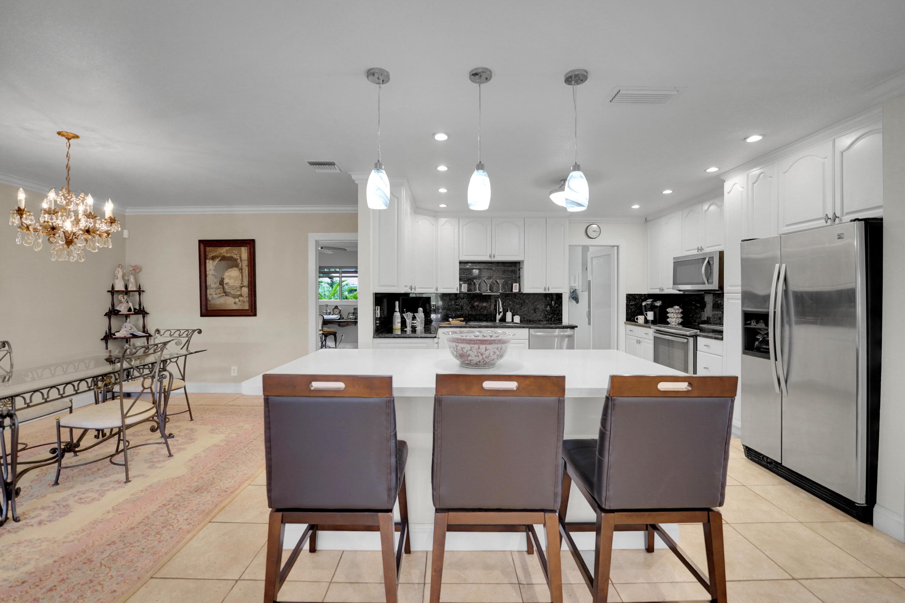 1019 E Cypress Drive, Pompano Beach, FL 33069 — photo 12 of 69
