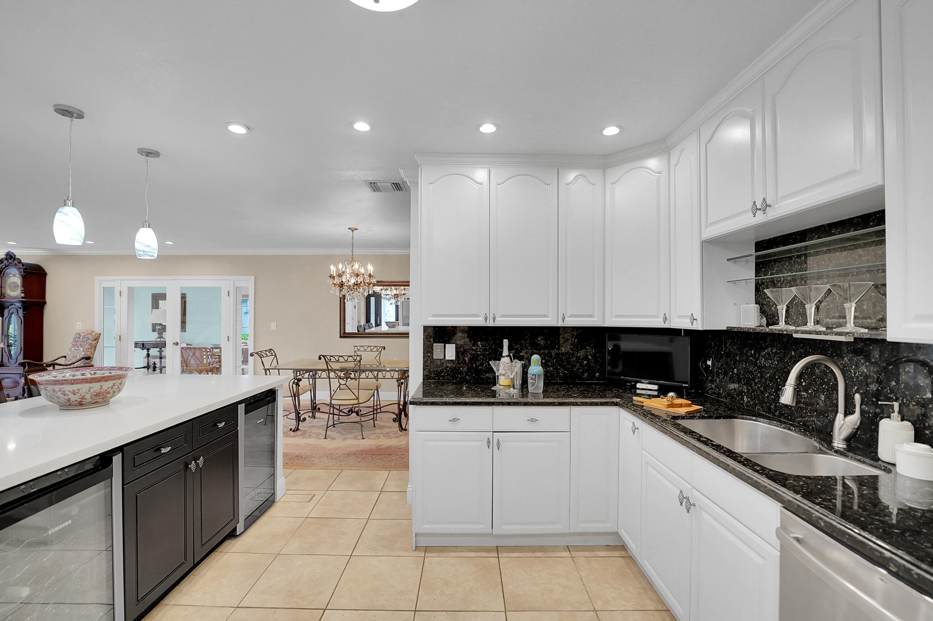 1019 E Cypress Drive, Pompano Beach, FL 33069 — photo 24 of 69