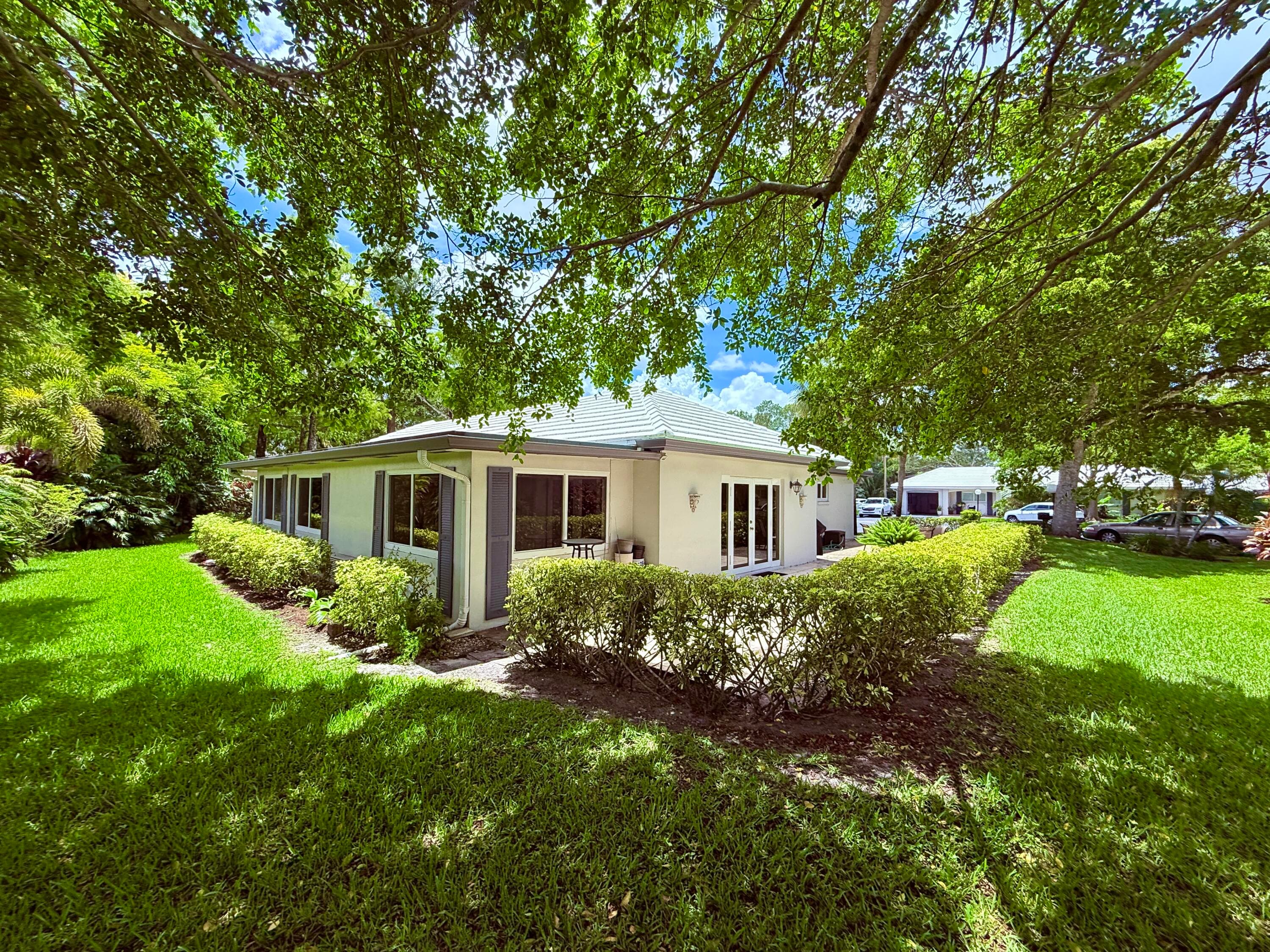 1019 E Cypress Drive, Pompano Beach, FL 33069 — photo 65 of 69