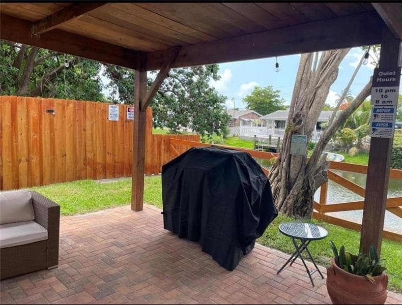 5620 SW 56th Street, Davie, FL 33314 — photo 30 of 33