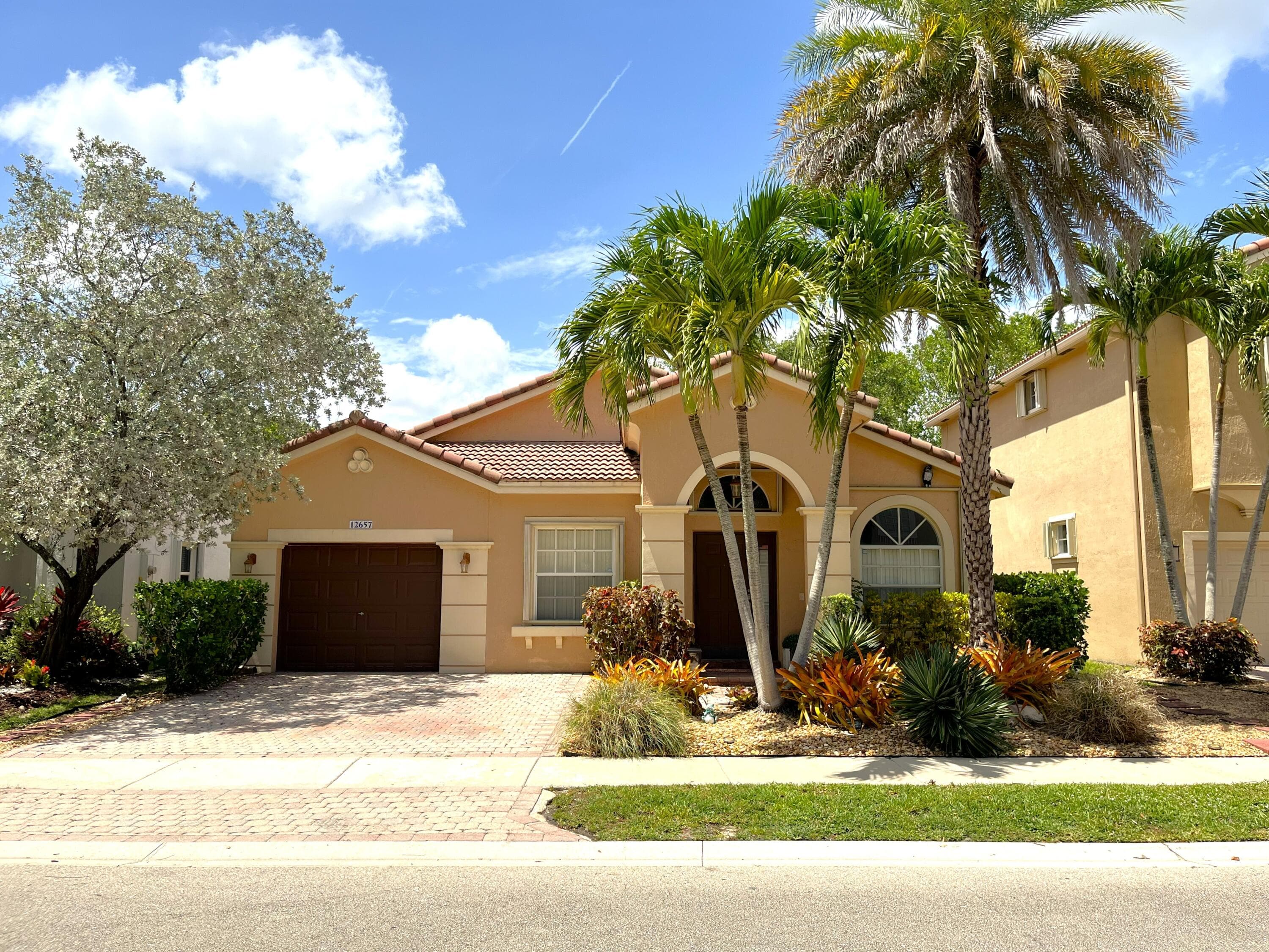 12657 NW 6th Street, Coral Springs, FL 33071 — photo 1 of 33