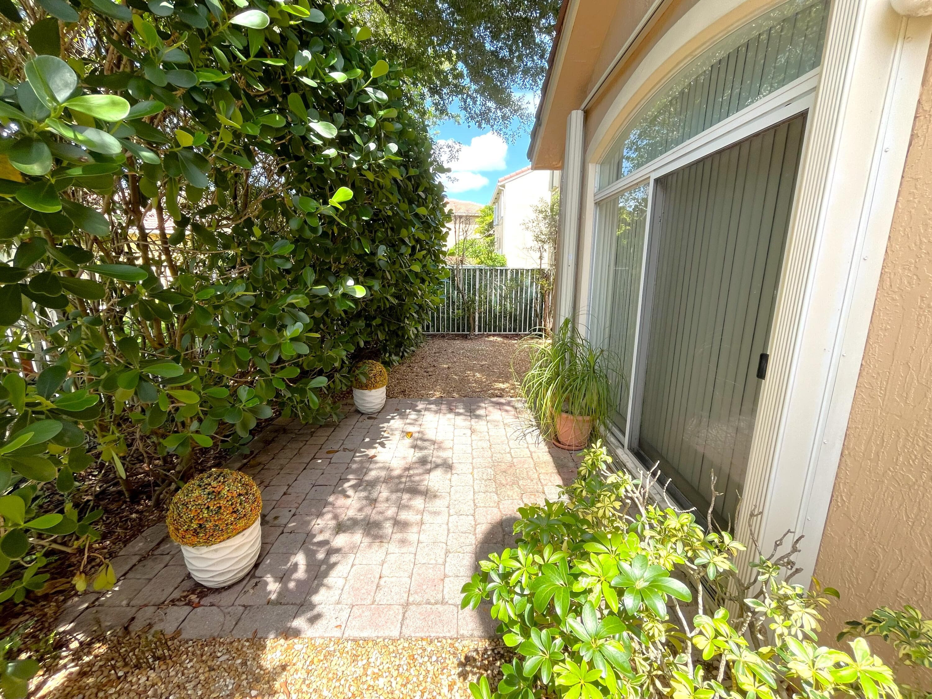 12657 NW 6th Street, Coral Springs, FL 33071 — photo 23 of 33